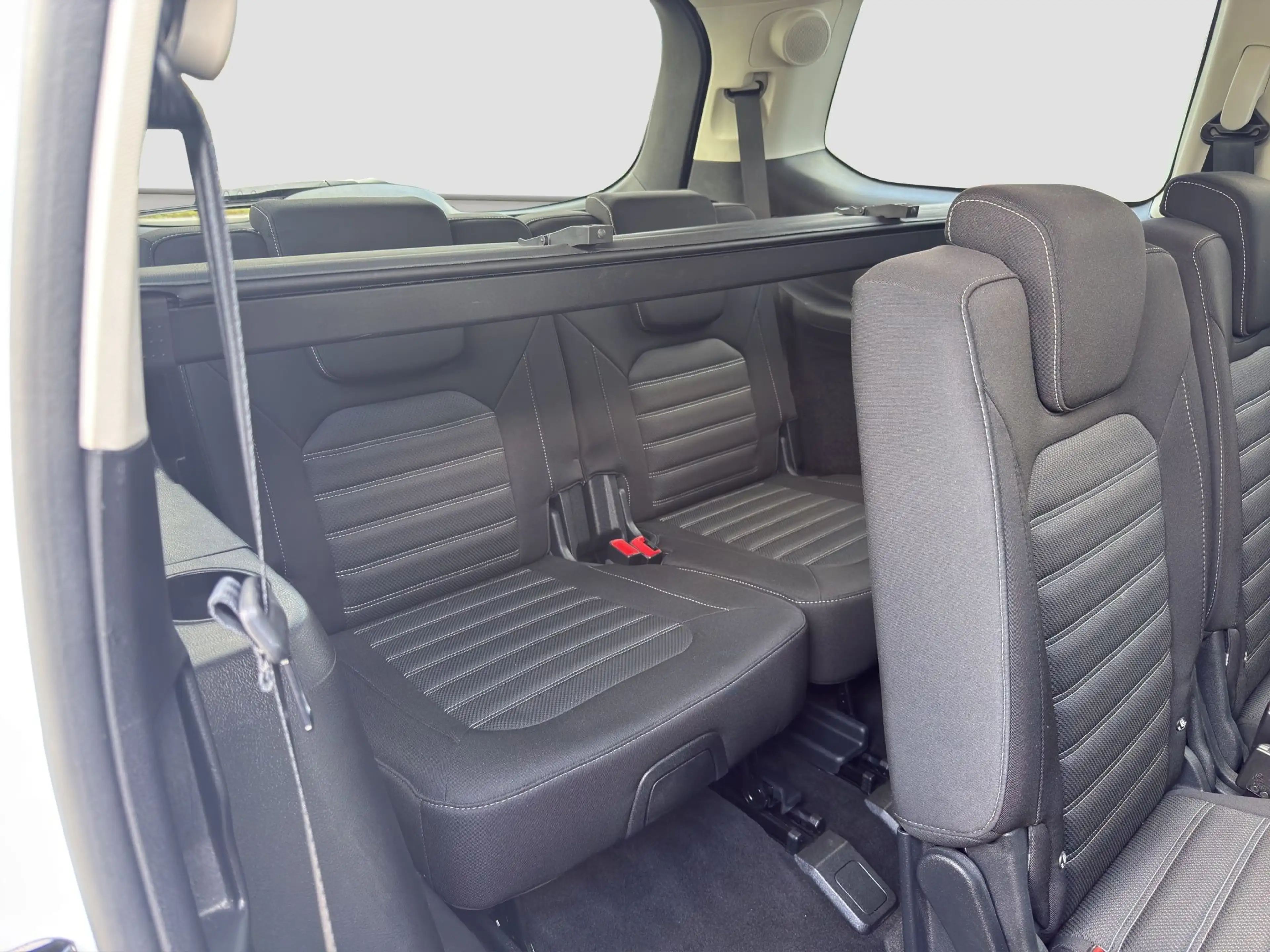 Ford Galaxy 2.0 TDCi Titanium Aut. 7-Sitzer/Kamera/AHK/Assist — photo 17