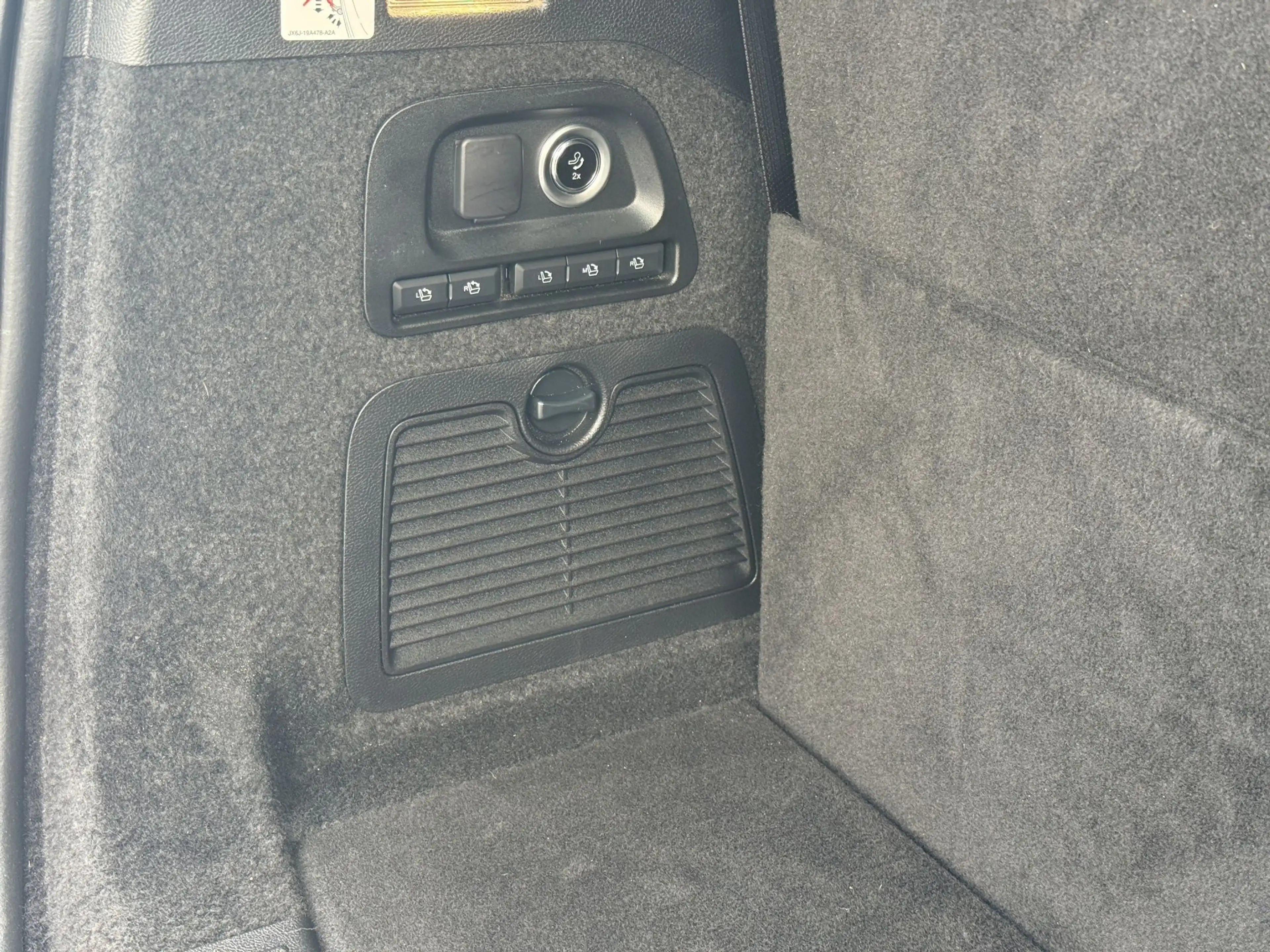 Ford Galaxy 2.0 TDCi Titanium Aut. 7-Sitzer/Kamera/AHK/Assist — photo 37