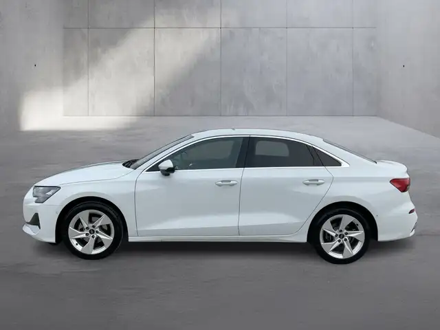 Audi A3 view 3