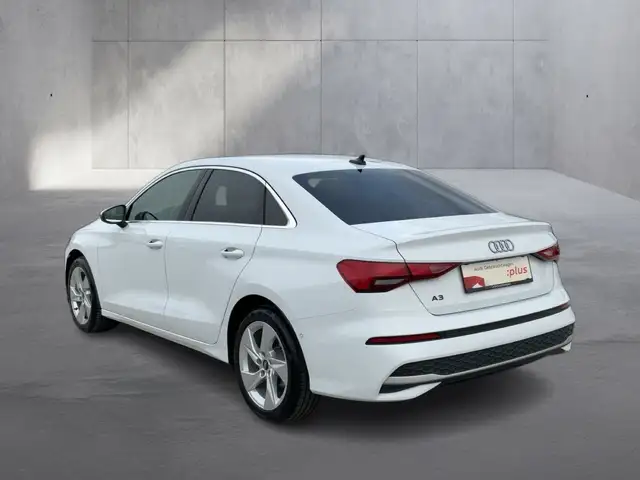 Audi A3 view 4