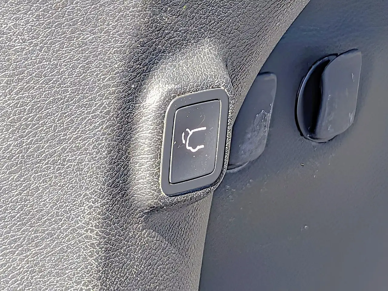 Jeep Cherokee снимка Jeep Cherokee