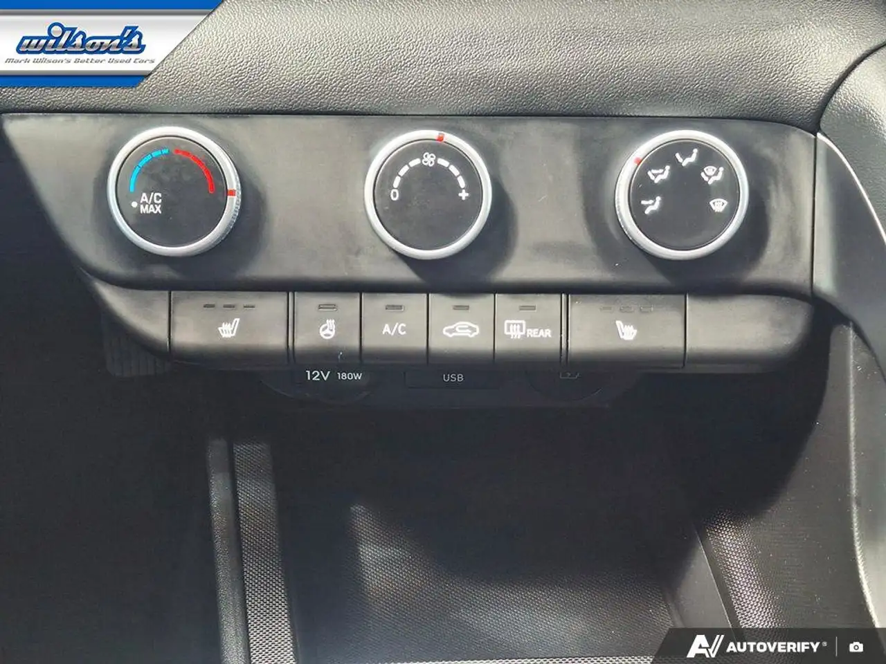 Hyundai ELANTRA снимка Hyundai ELANTRA