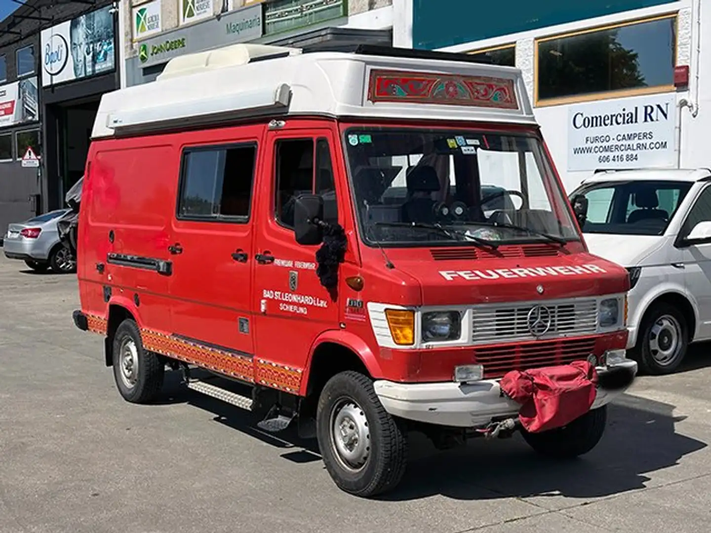 Caravans-Wohnm Mercedes-Benz 310 4X4 GASOLINA OFFROAD CAMPER Rot - 1