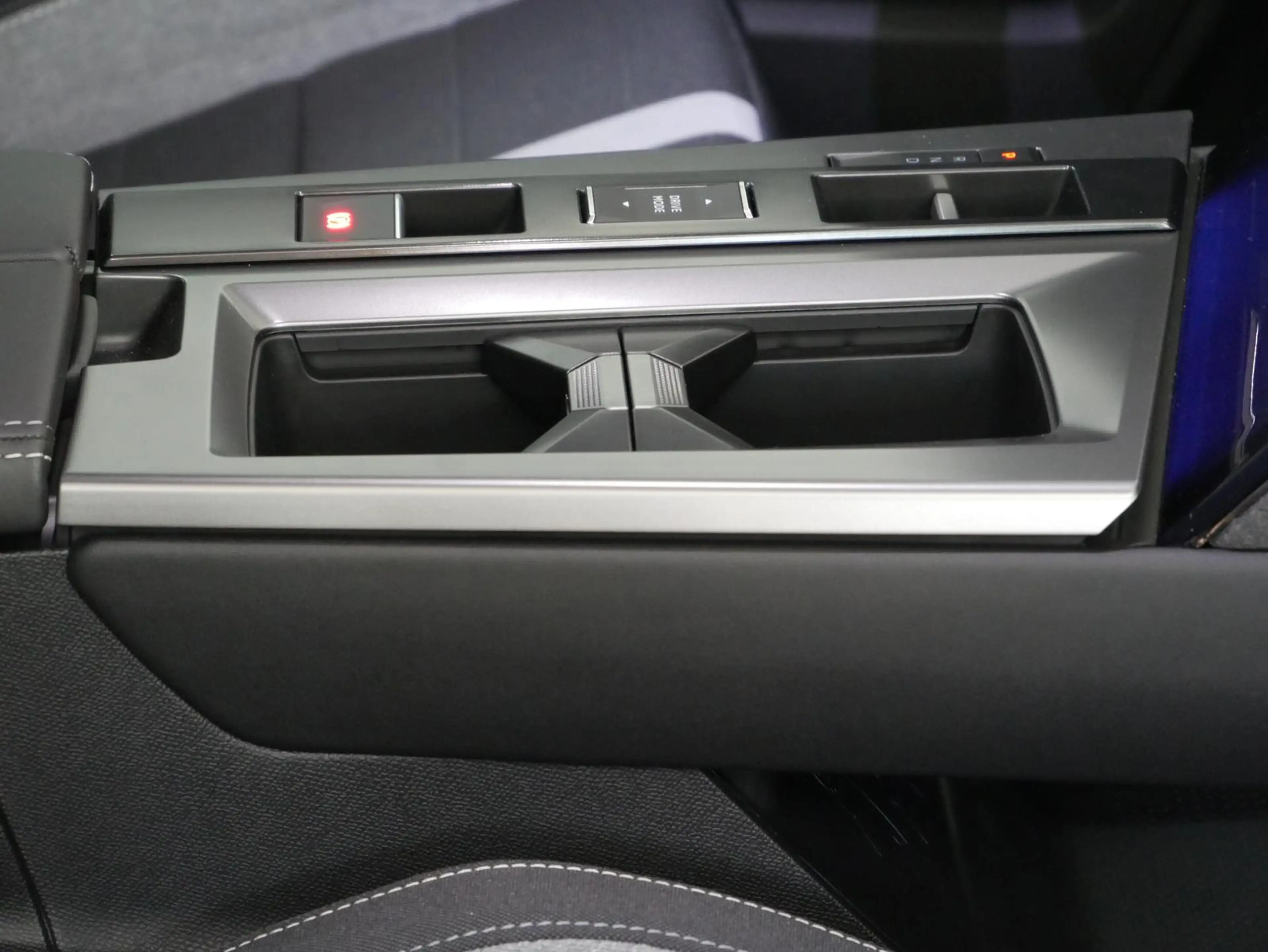Opel Grandland Electric Edition | 82 kWh Akku | Navi — photo 8