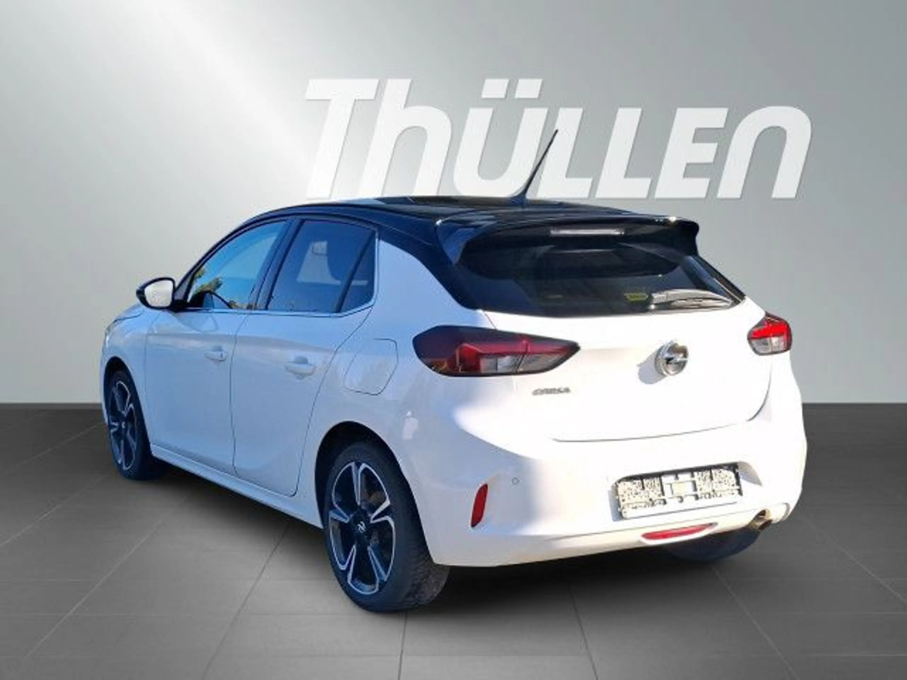 Opel Corsa Elegance 1.2 PDC CarPlay Ganzjahresräder — photo 3