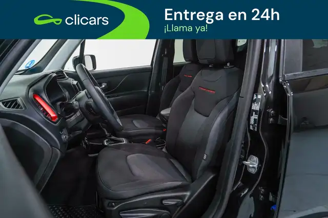 Jeep Renegade view 15