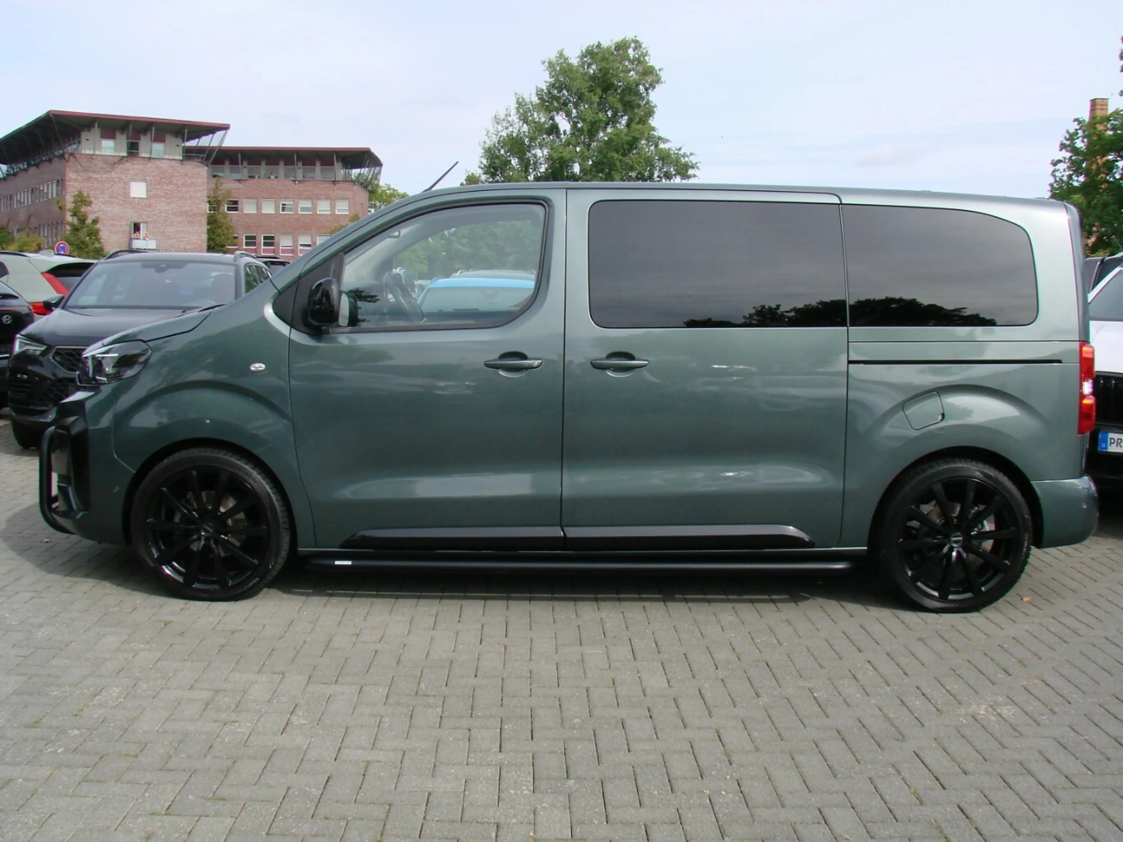 Citroen Spacetourer 2.0 BlueHDi L2 Plus M ACC LED AHK Kamera 180 — photo 5