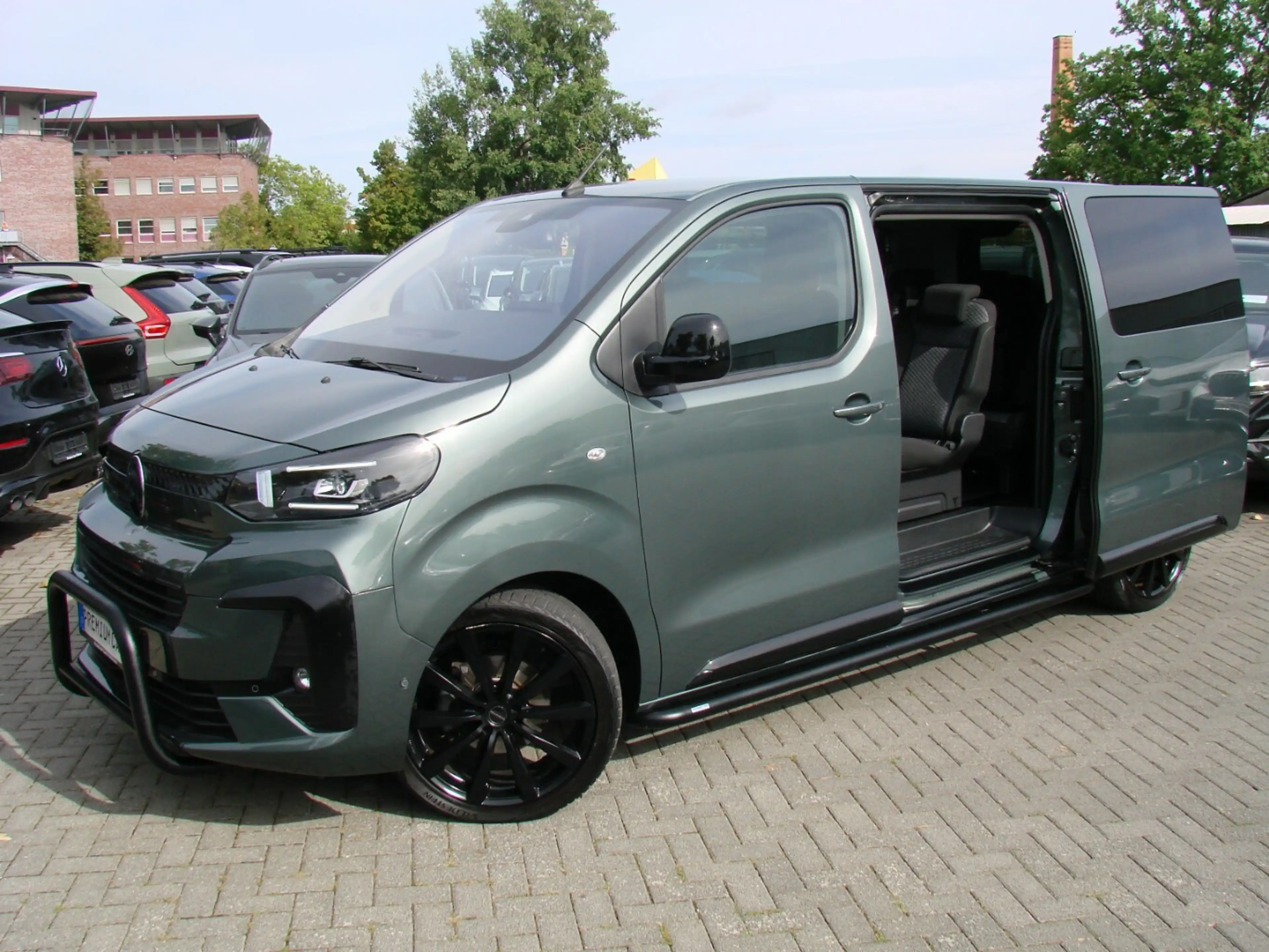 Citroen Spacetourer 2.0 BlueHDi L2 Plus M ACC LED AHK Kamera 180 — photo 8