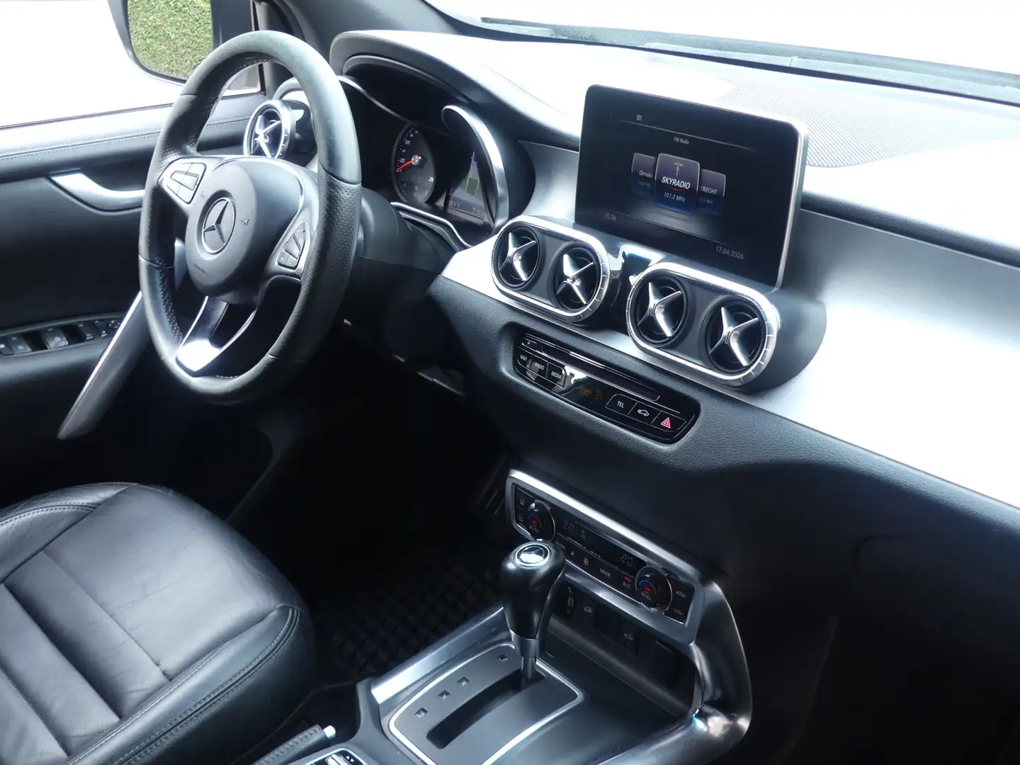 Mercedes-Benz X 350 d 4-MATIC 3500 KG Trekgewicht LED/Camera/LEER Weiß - 2