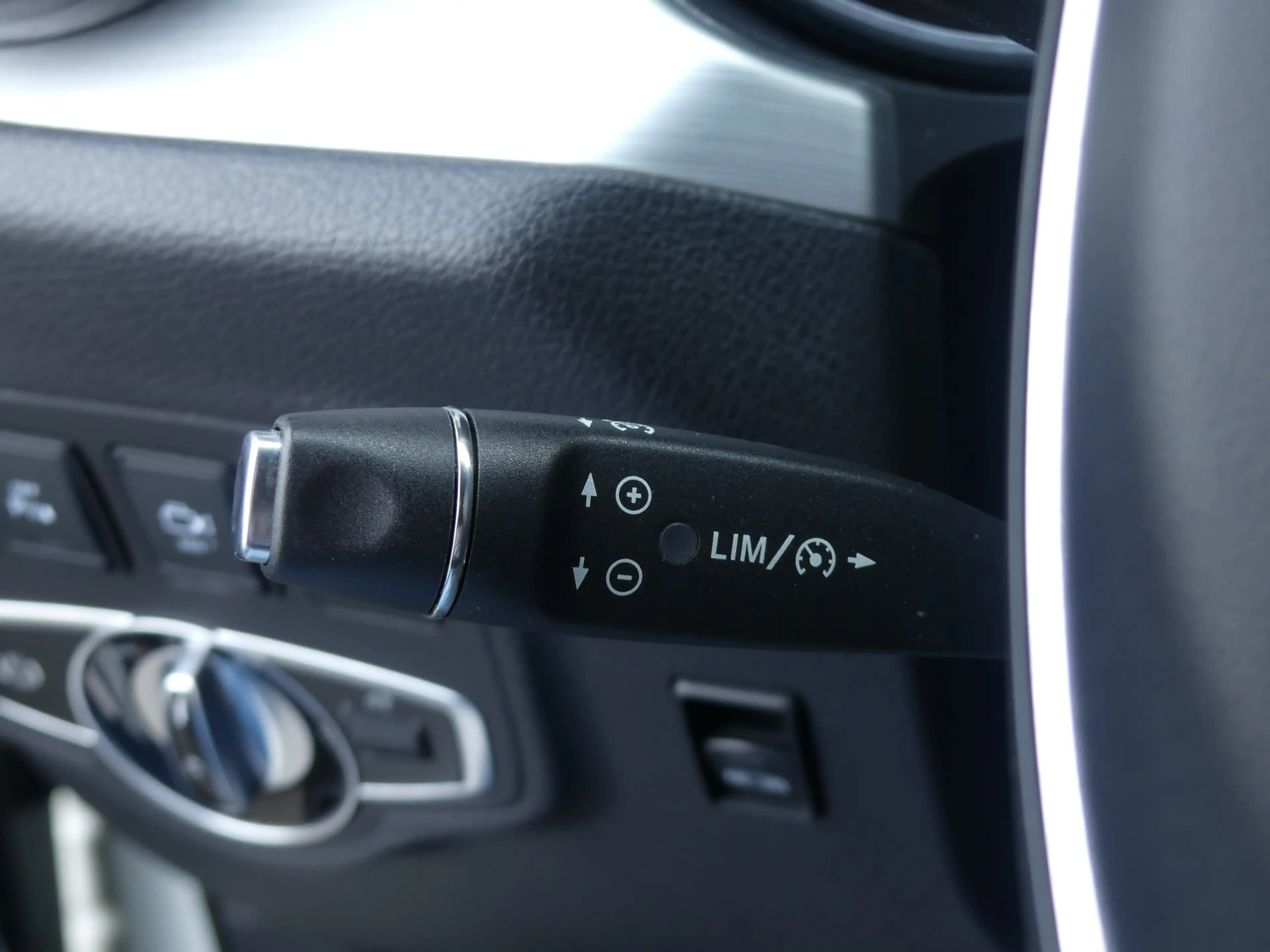Mercedes-Benz X 350 d 4-MATIC 3500 KG Trekgewicht LED/Camera/LEER — photo 8