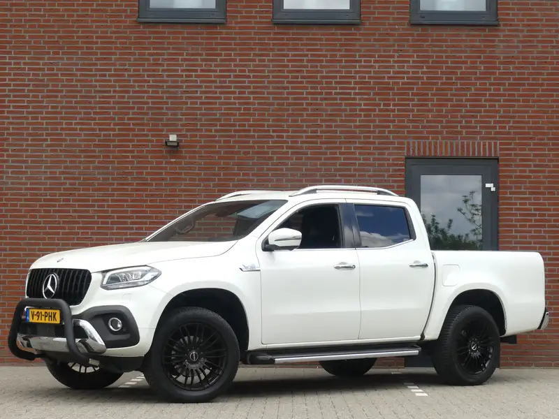MERCEDES-BENZ Clasa X