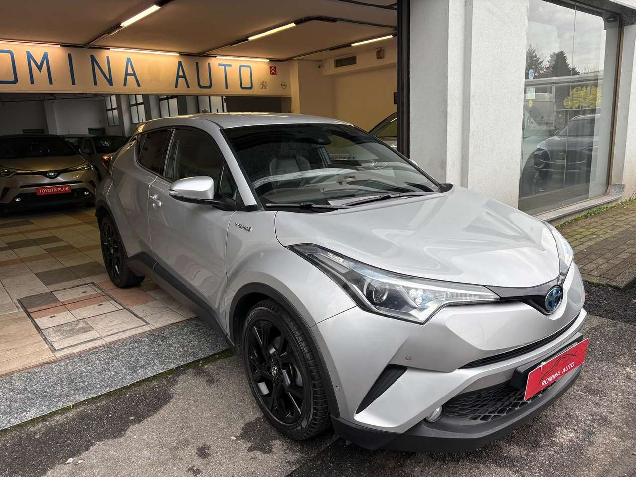 Toyota C-HR C-HR I 2017 1.8h Lounge 2wd e-cvt