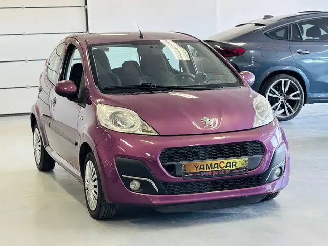 Peugeot 107 107 1.0i Trendy