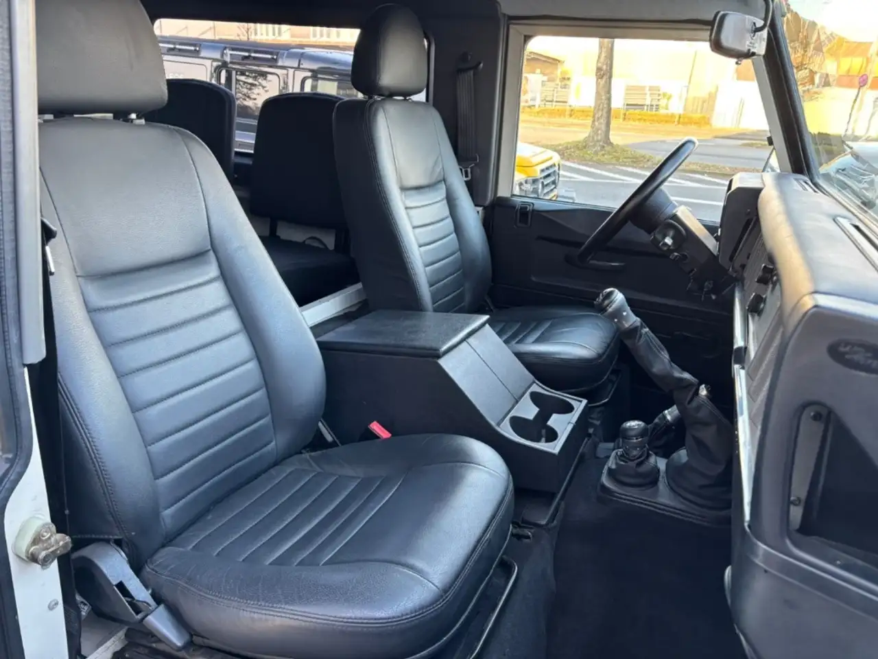 Land Rover Defender 90 L316 V8 3.9 Station Wagon, foto 12