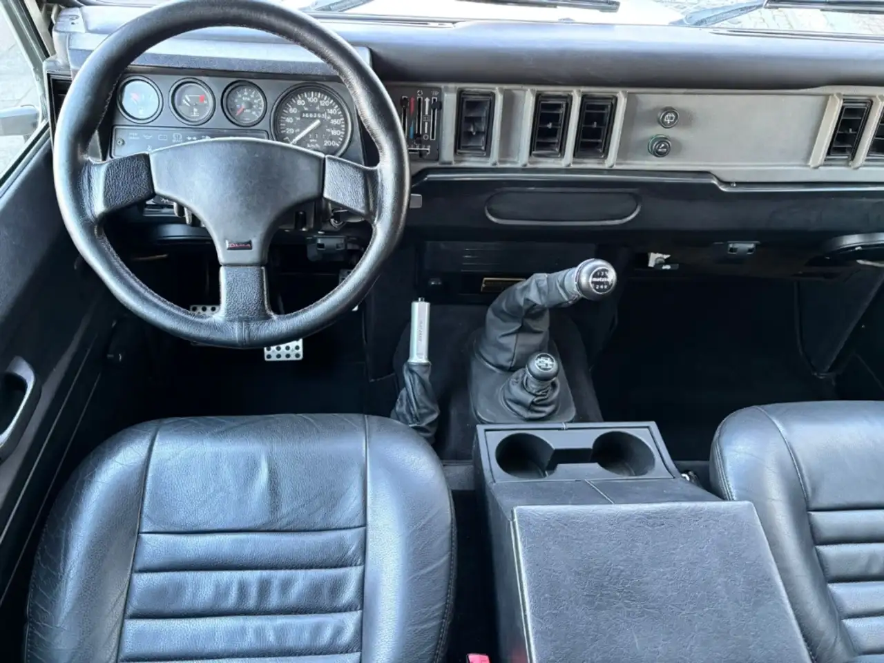 Land Rover Defender 90 L316 V8 3.9 Station Wagon, foto 8