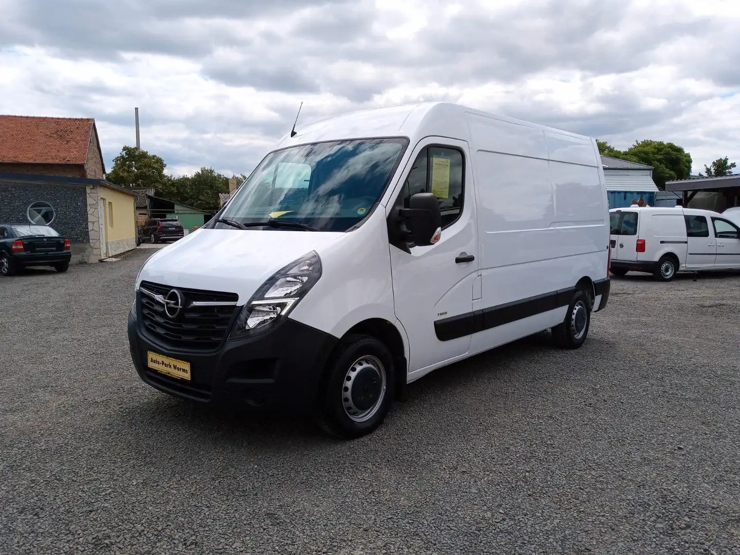 Opel Movano L2H2 3,5t Klima K-Leder PDC R+L 1. Hd. Wit - 1