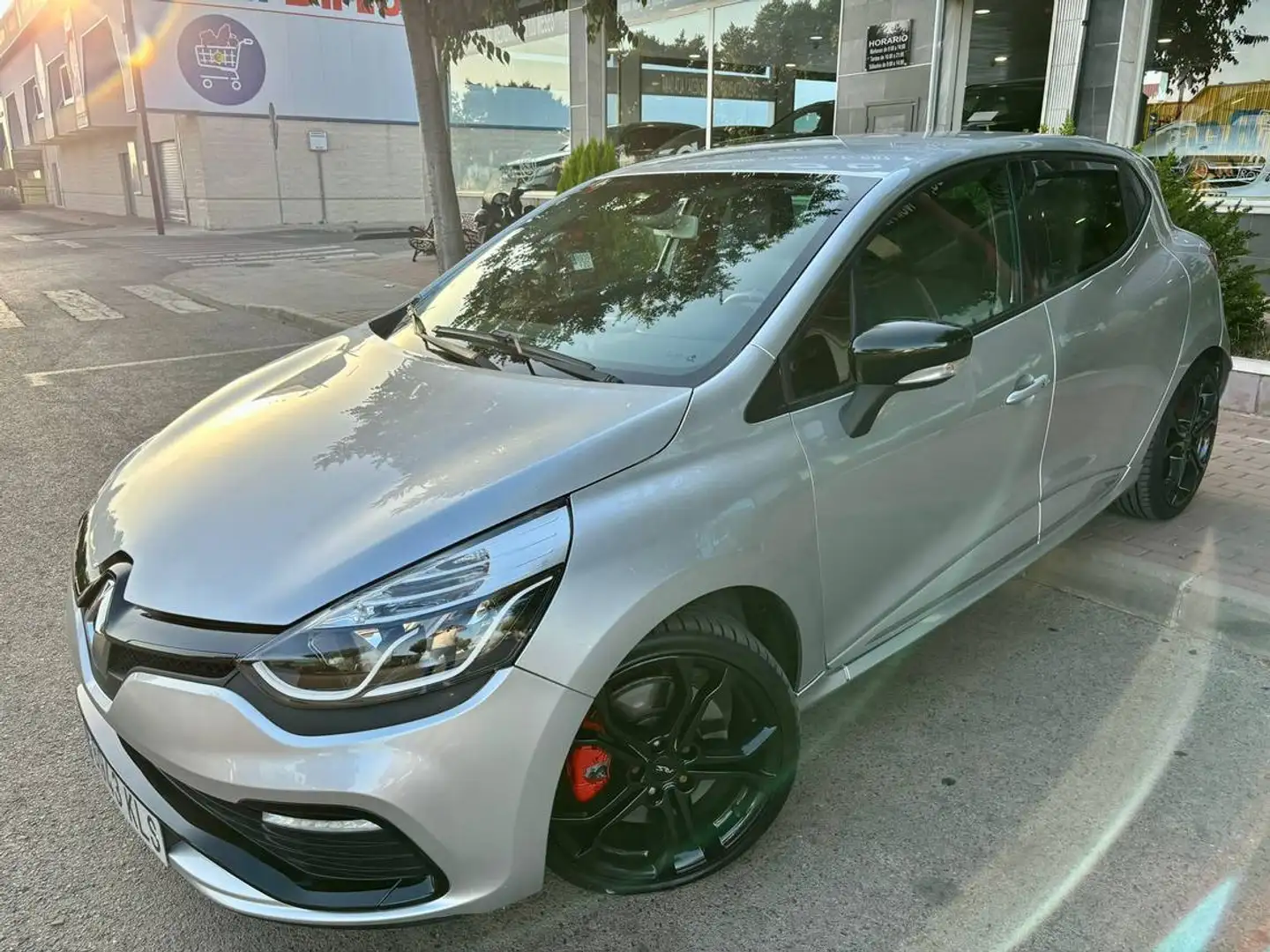 Renault Clio 1.6 Sport EDC 200 Gris - 1