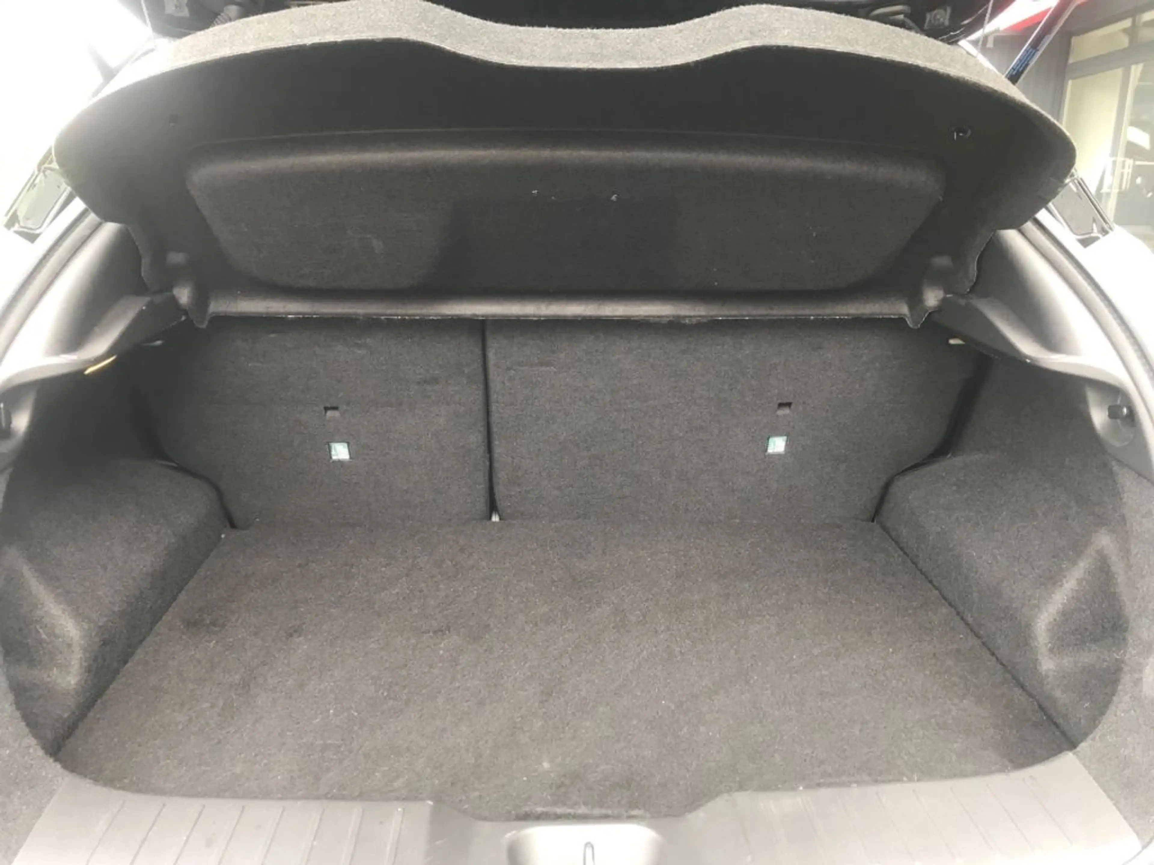 Nissan Juke 1.0 DIG-T Kiiro — photo 12
