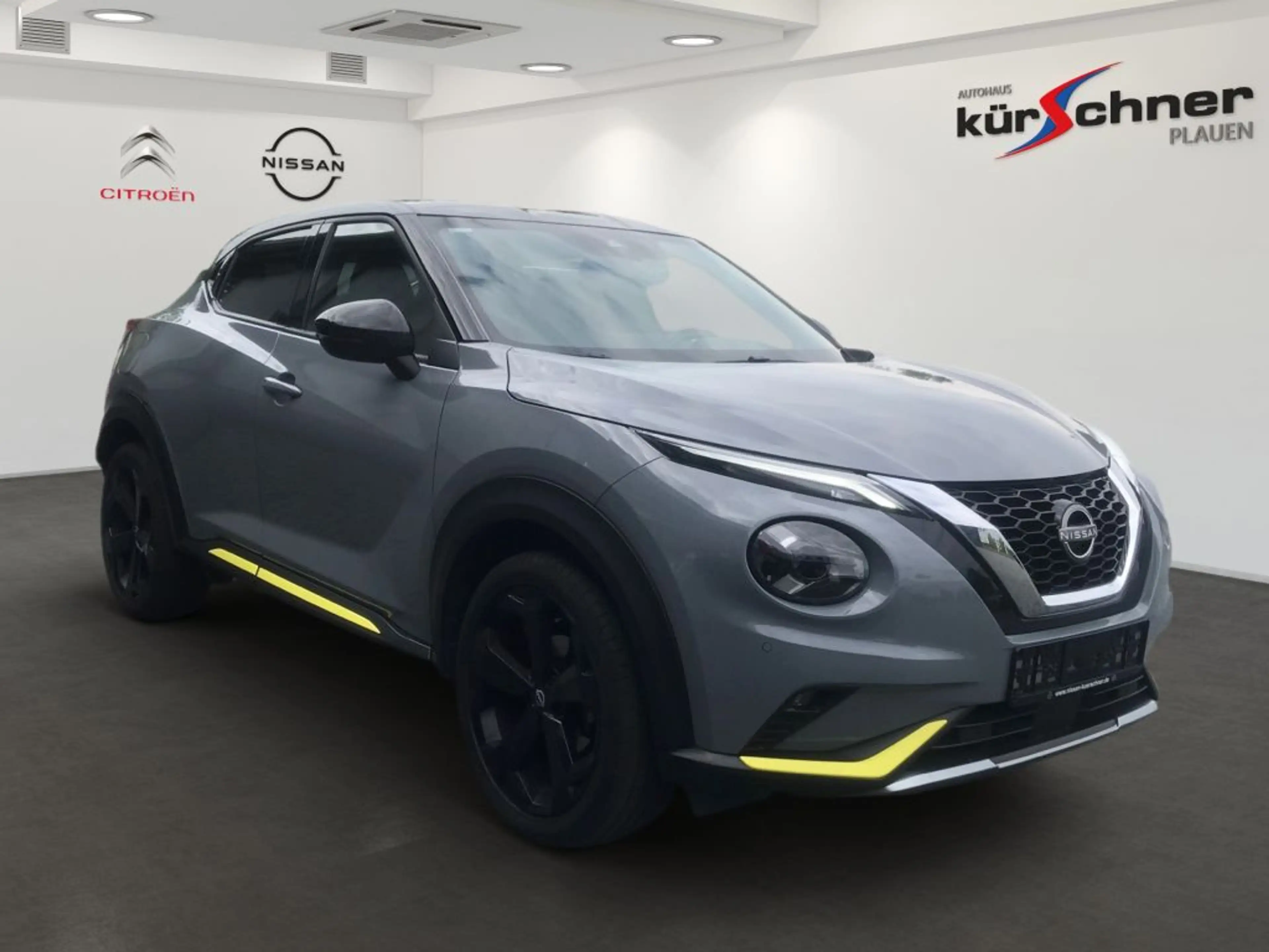 Nissan Juke 1.0 DIG-T Kiiro — photo 2