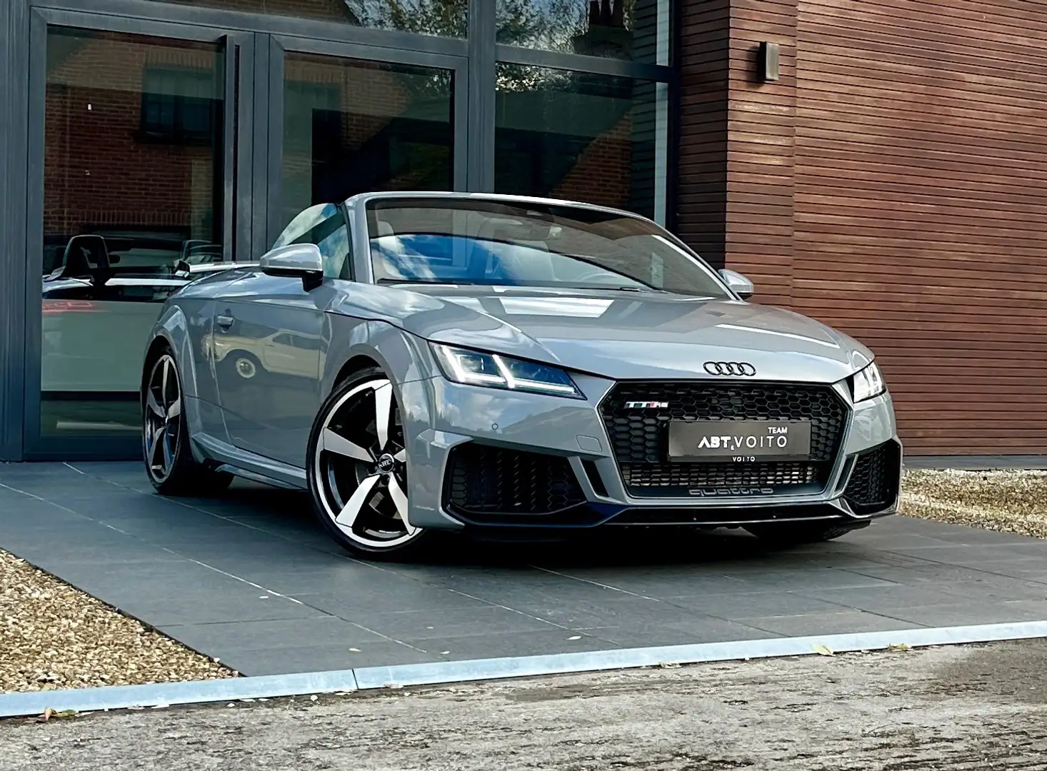 Audi TT RS TTRS Roadster 2.5TFSI Quattro B&O/KEY/VMAX 280KMH Gris - 1