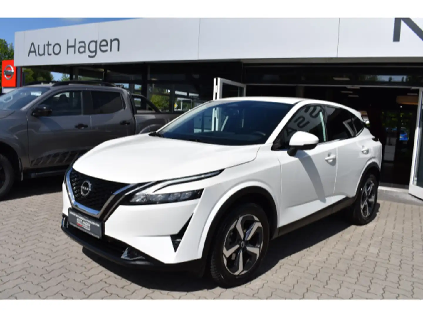 Nissan Qashqai 1.3 DIG-T N-Connecta Automatik Voll LED Blanc - 2