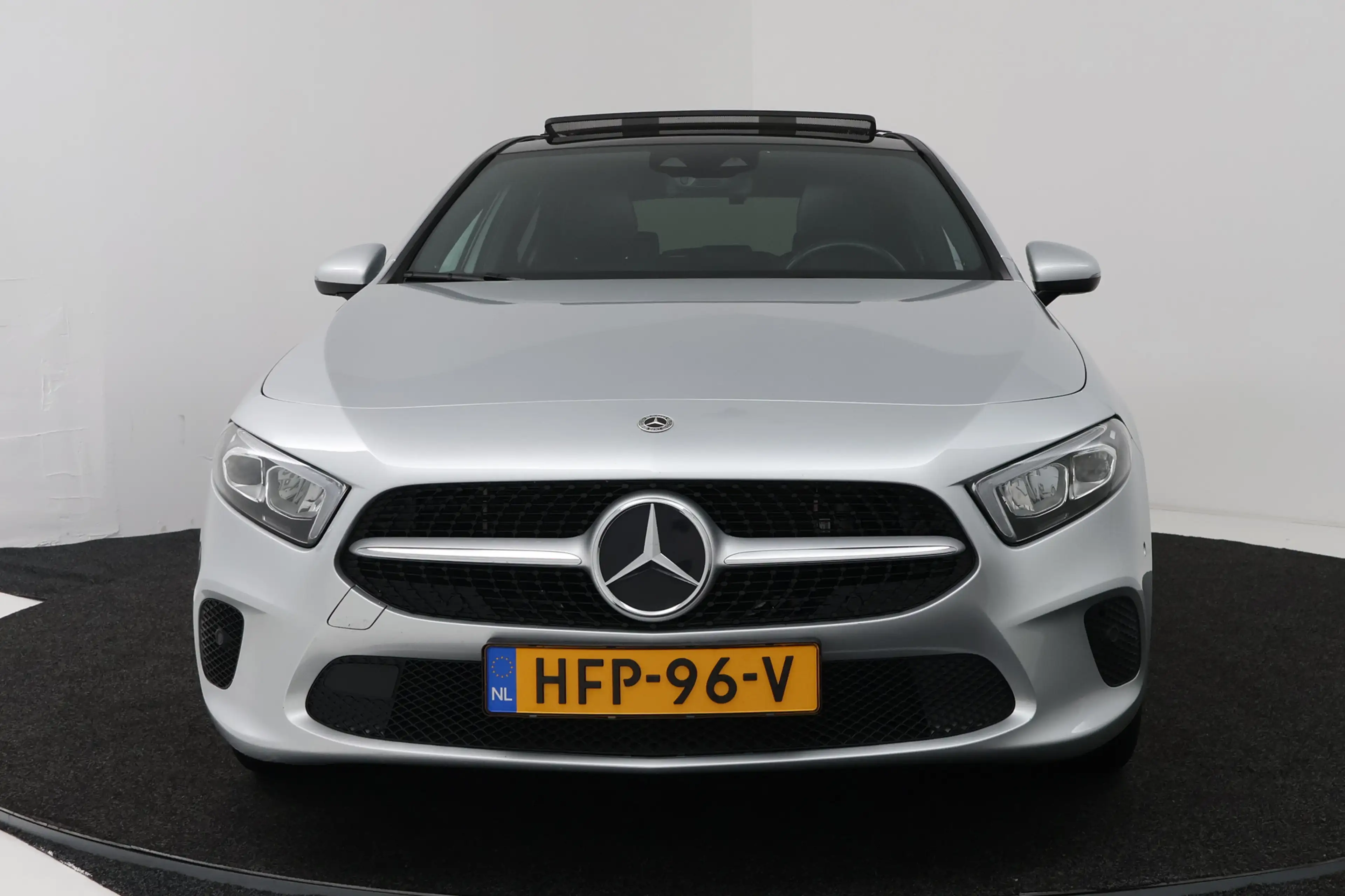 Mercedes-Benz A 250 e Business Solution AMG Limited (PANORAMADAK, SFEE — photo 10