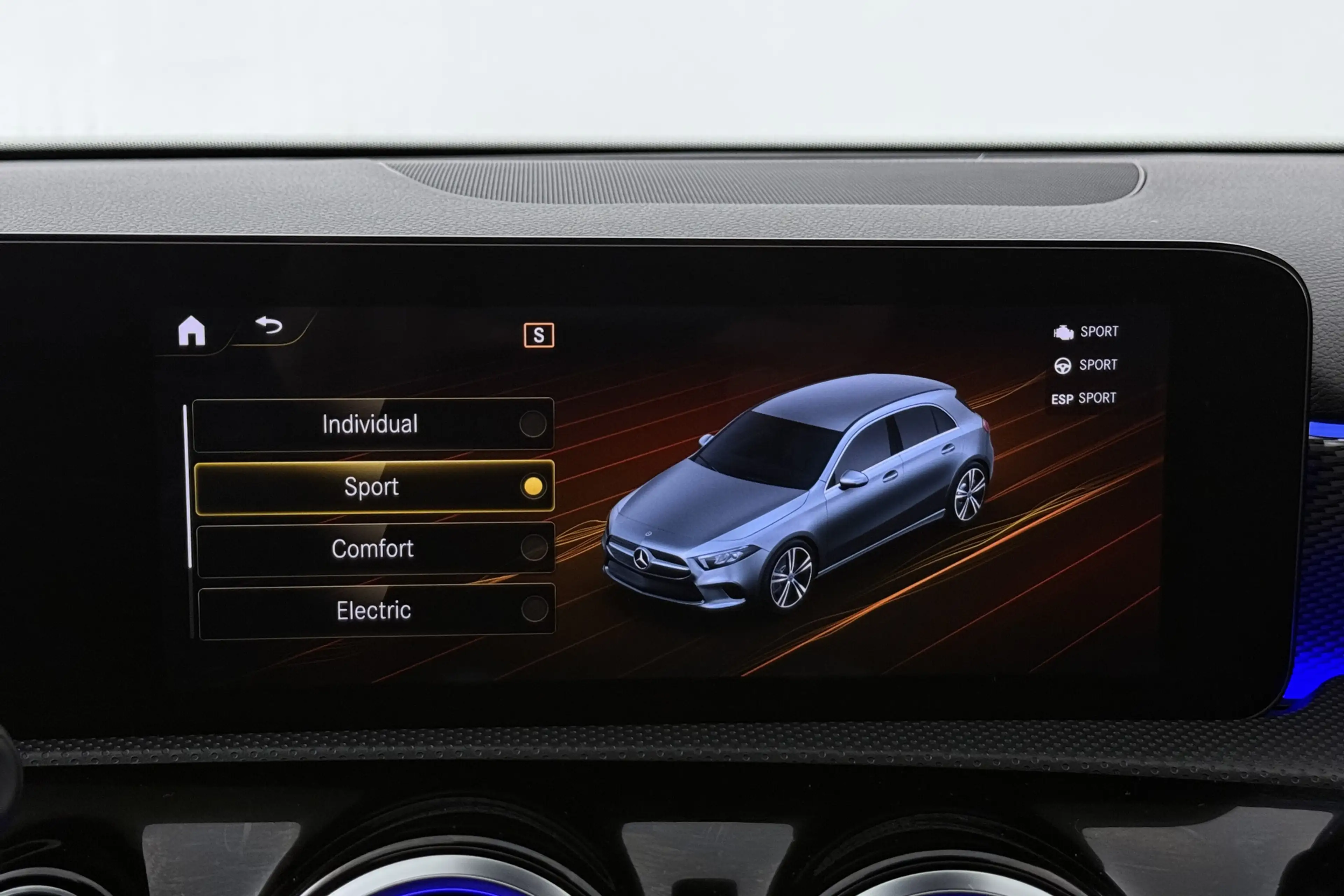 Mercedes-Benz A 250 e Business Solution AMG Limited (PANORAMADAK, SFEE — photo 17