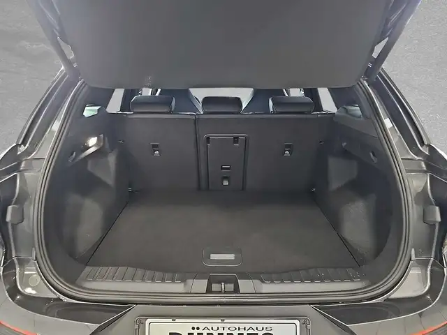 Ford Explorer view 10