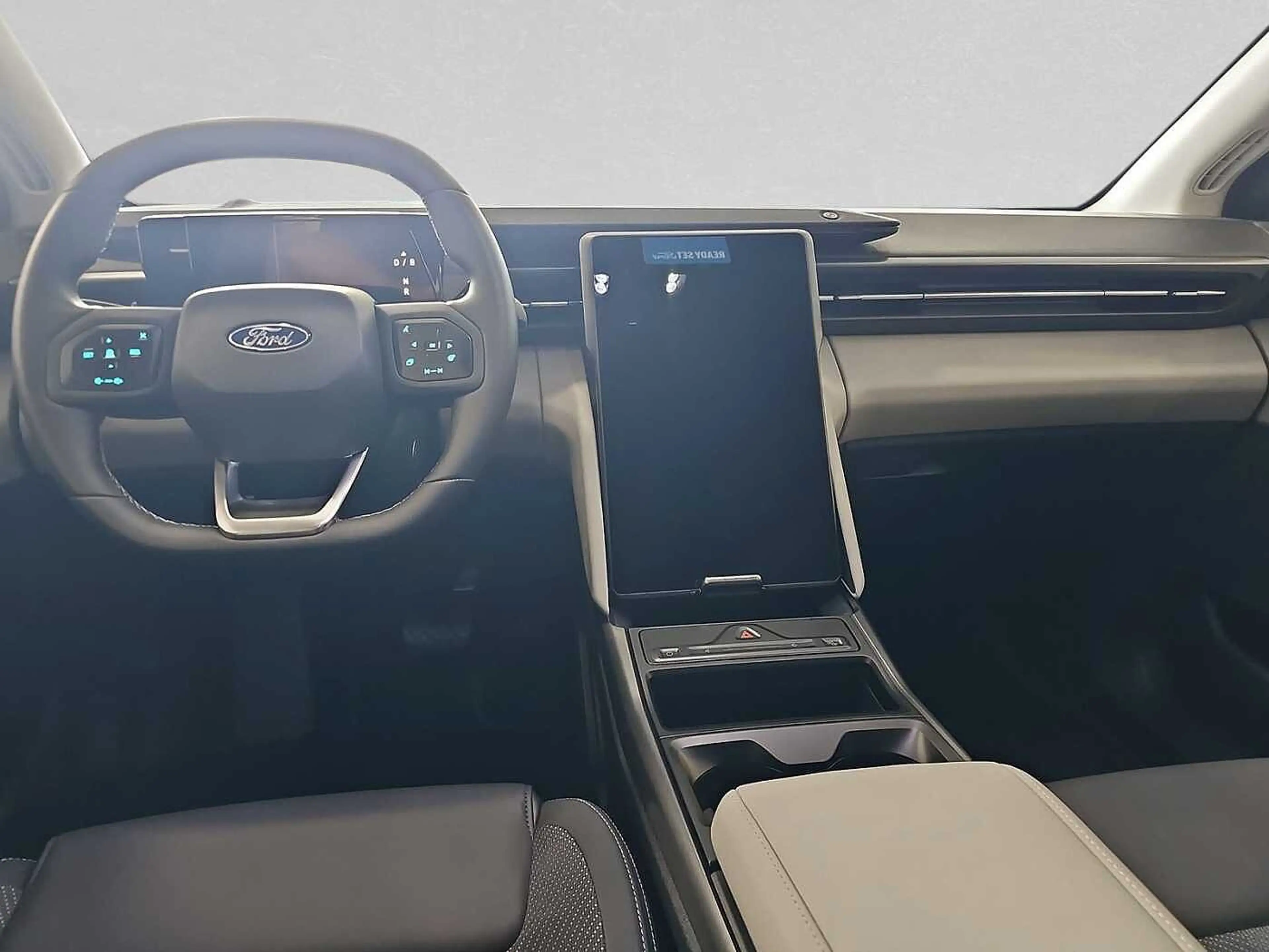 Ford Explorer Elektro Elektromotor mit Extended Range RWD 77kWh — photo 7