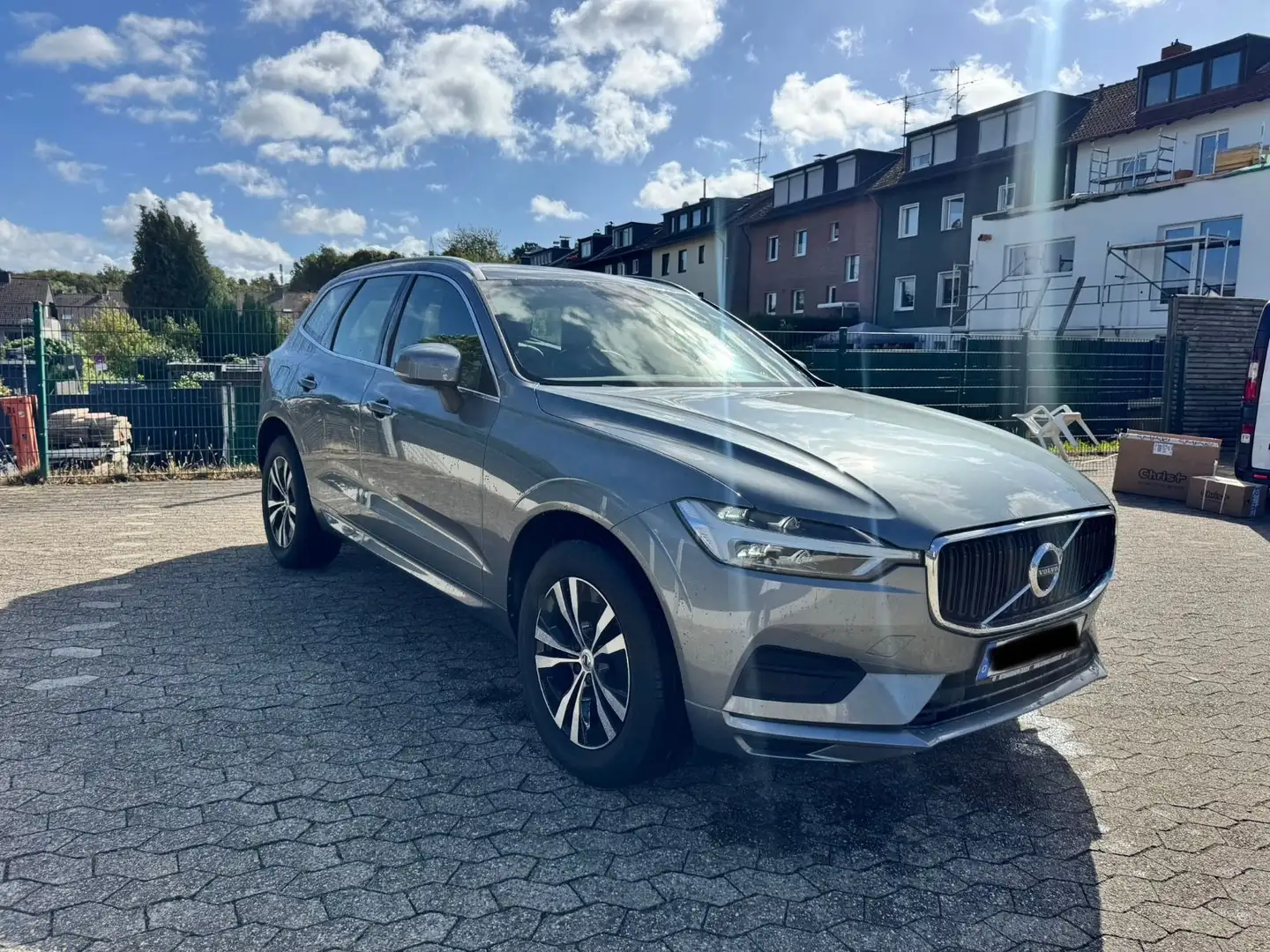 Volvo XC60 XC60 Momentum Pro Grau - 2