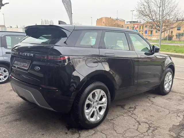 Land Rover Range Rover Evoque view 4