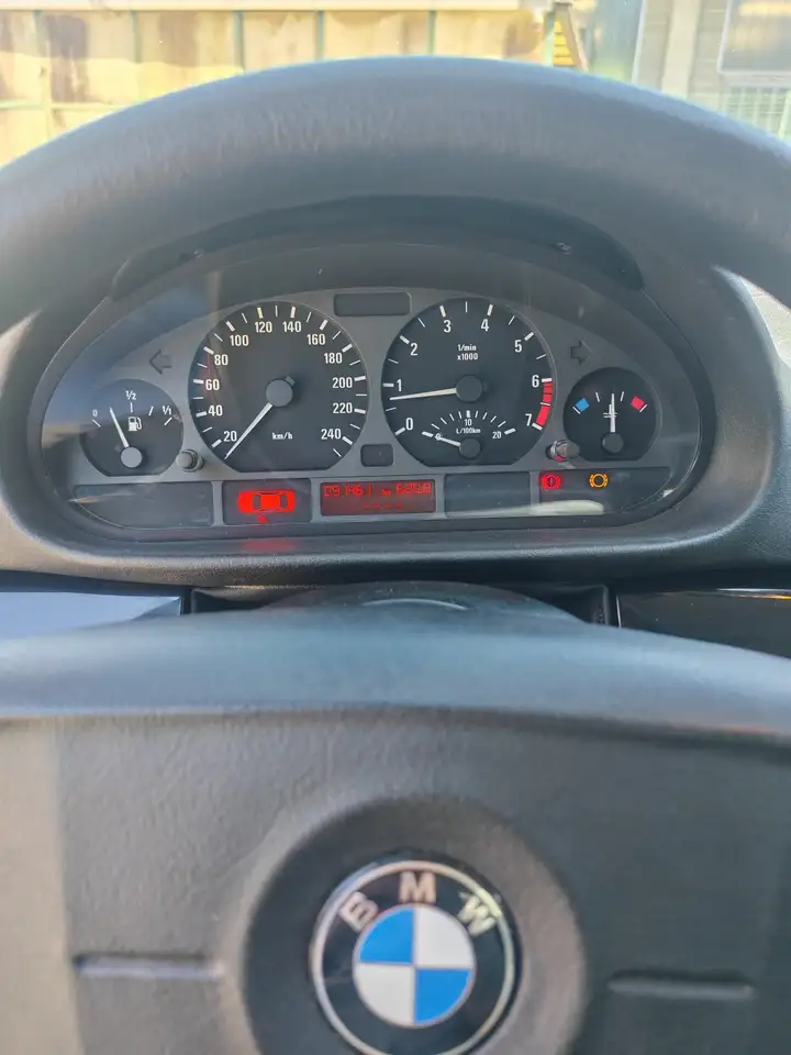 BMW 320i Eletta, foto 10