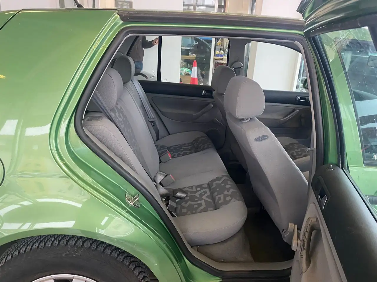 Volkswagen Golf 1.6 /2.Hd./Autm./Klimaautomatik/, foto 12