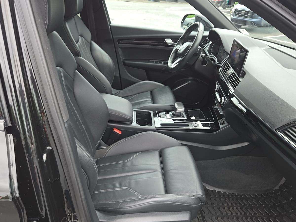 2021 Audi Q5 Progressiv 45 TFSI quattro thumb 7
