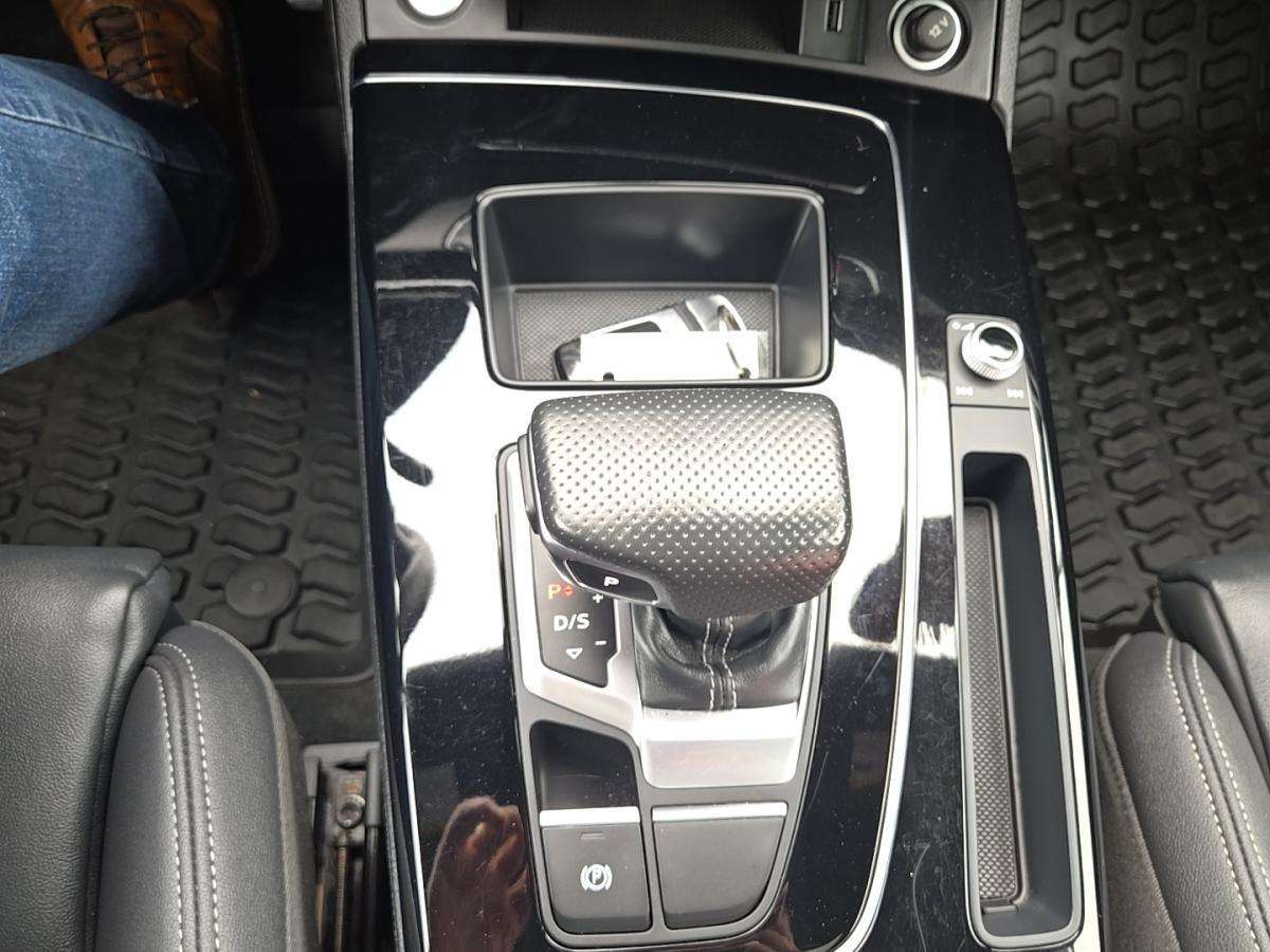 2021 Audi Q5 Progressiv 45 TFSI quattro thumb 13