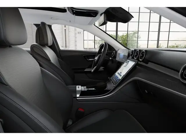 Mercedes-Benz C-Class view 8