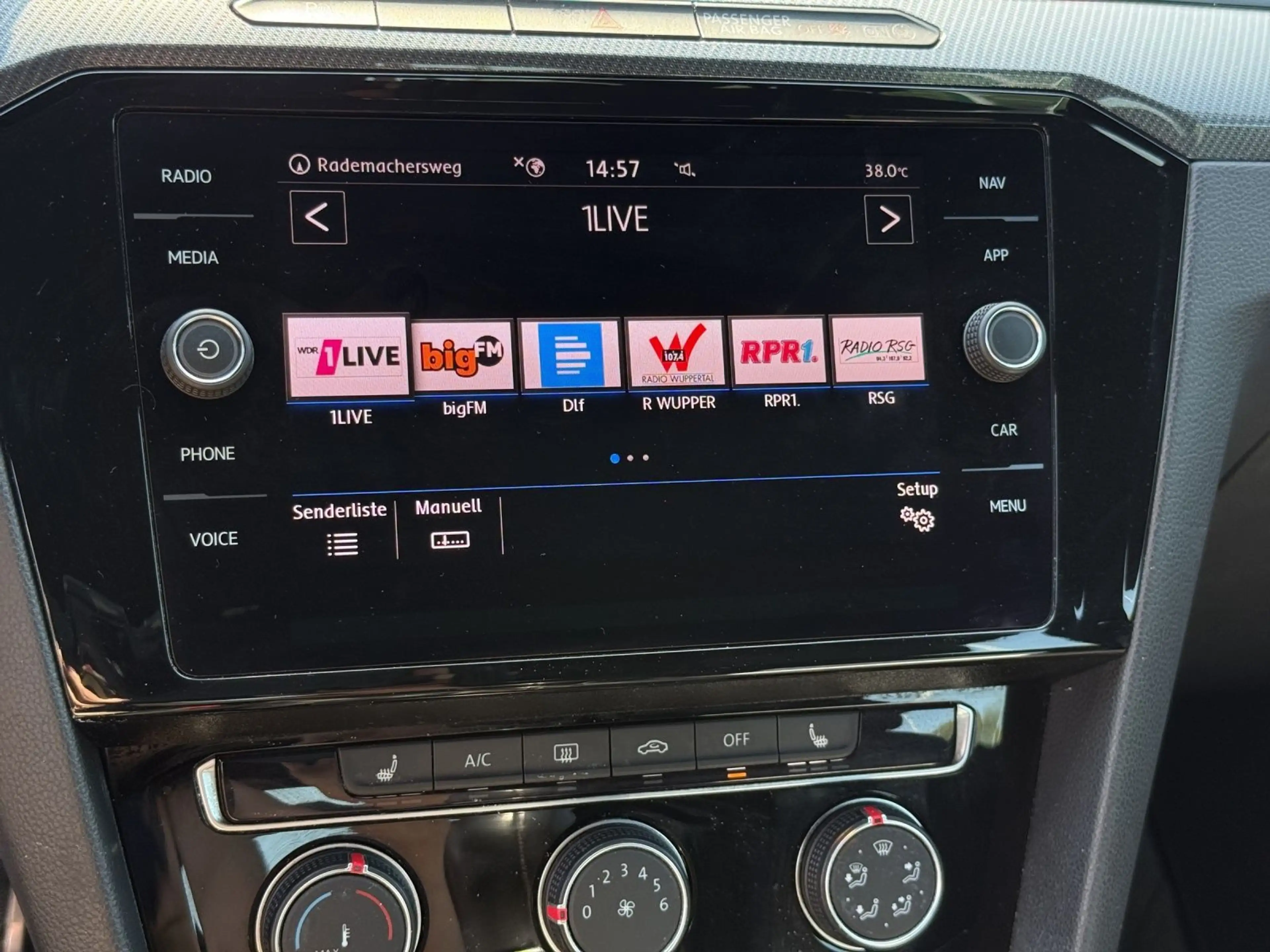 Volkswagen Arteon TDI R-LINE LED NAVI KEYLESS — photo 14