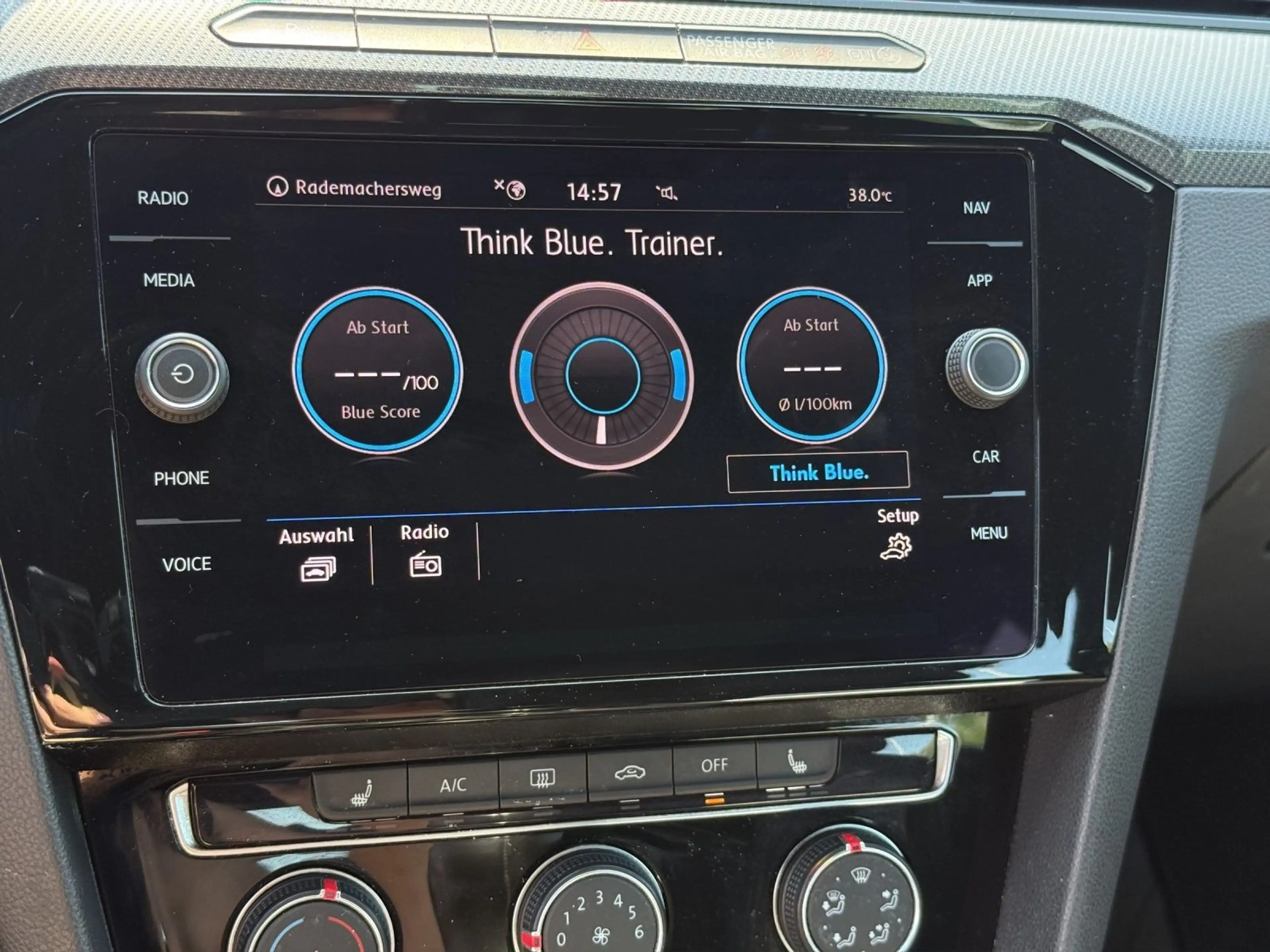 Volkswagen Arteon TDI R-LINE LED NAVI KEYLESS — photo 15