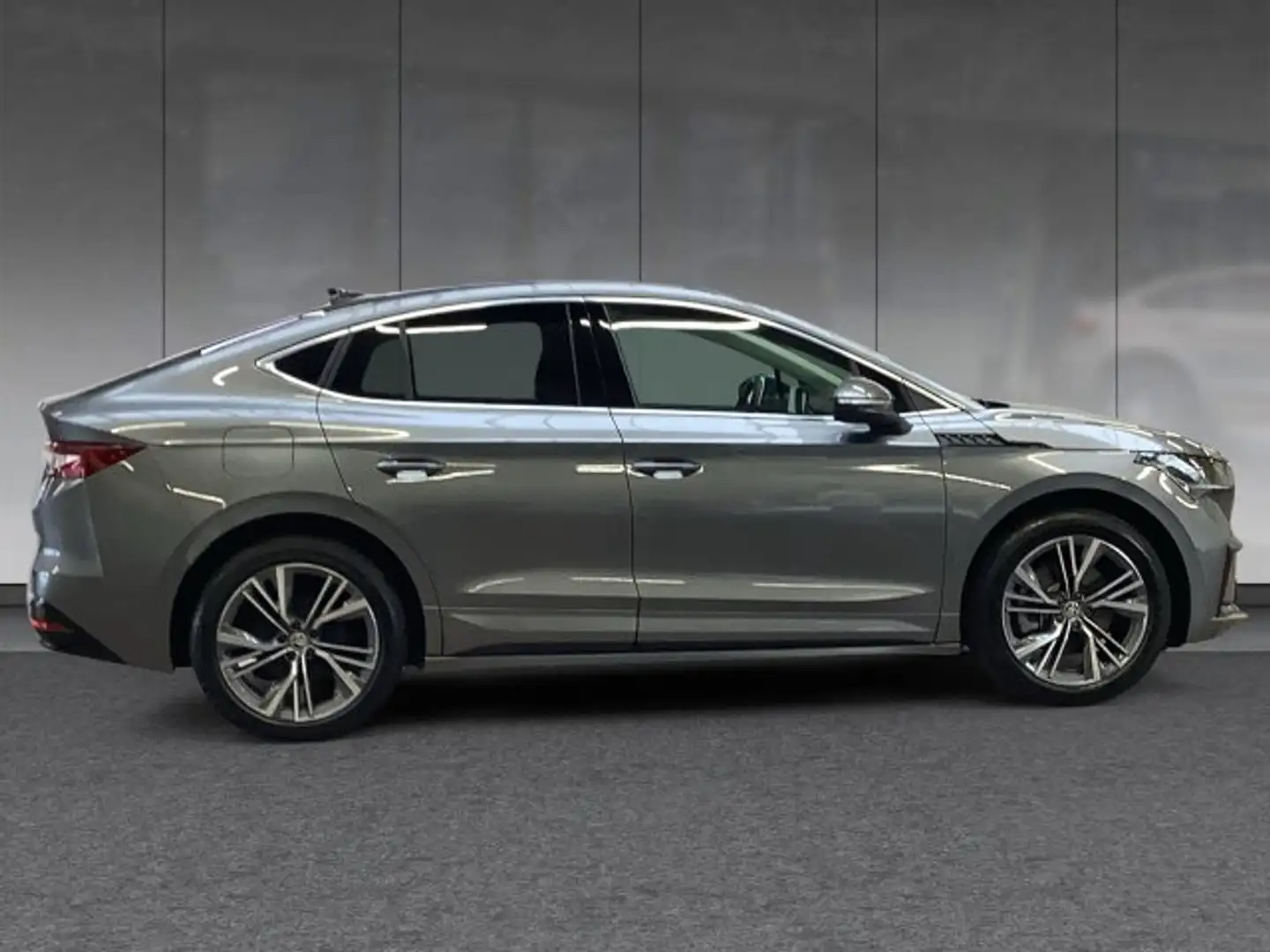 Skoda Enyaq ENYAQ COUPE 85 LOUNGE **PAKET ADVANCED*MATRIX** Grijs - 2