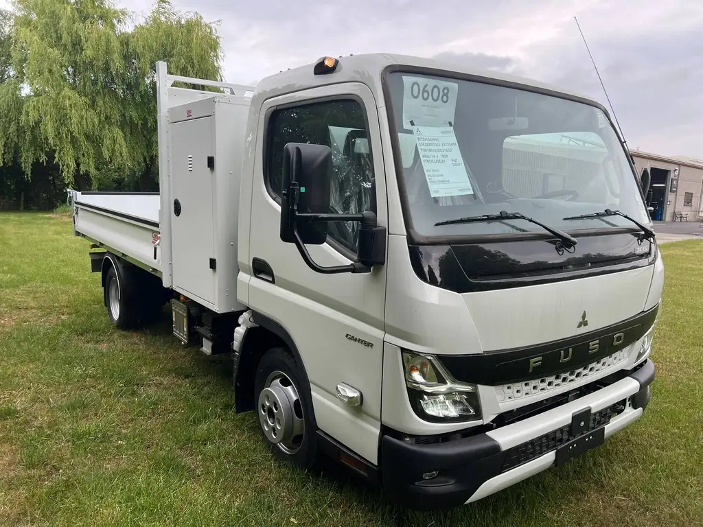 Mitsubishi Canter 0 из Европы — купить под ключ