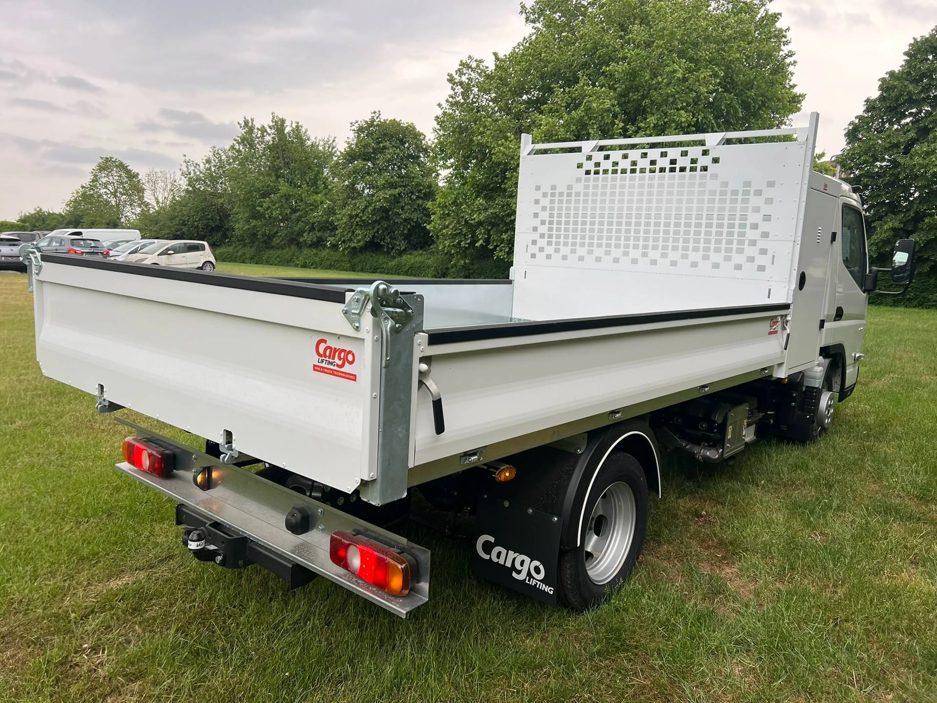 Mitsubishi Canter Fuso Canter 3C15 Kipper-materialenkoffer STOCKDEAL — photo 7