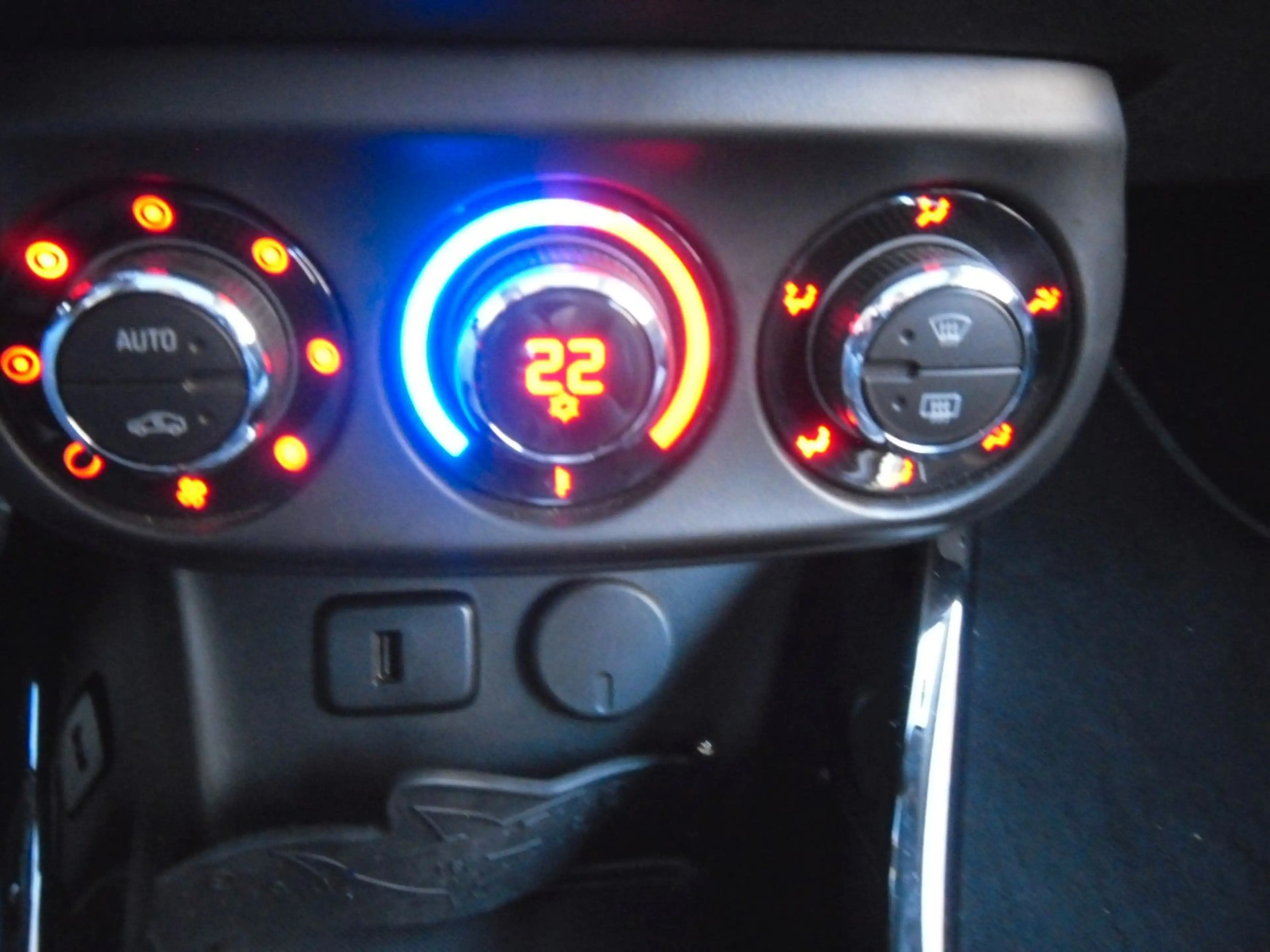 Opel Adam S 1.Hand 70000KM Teilleder 150 PS Top Zusta — photo 11