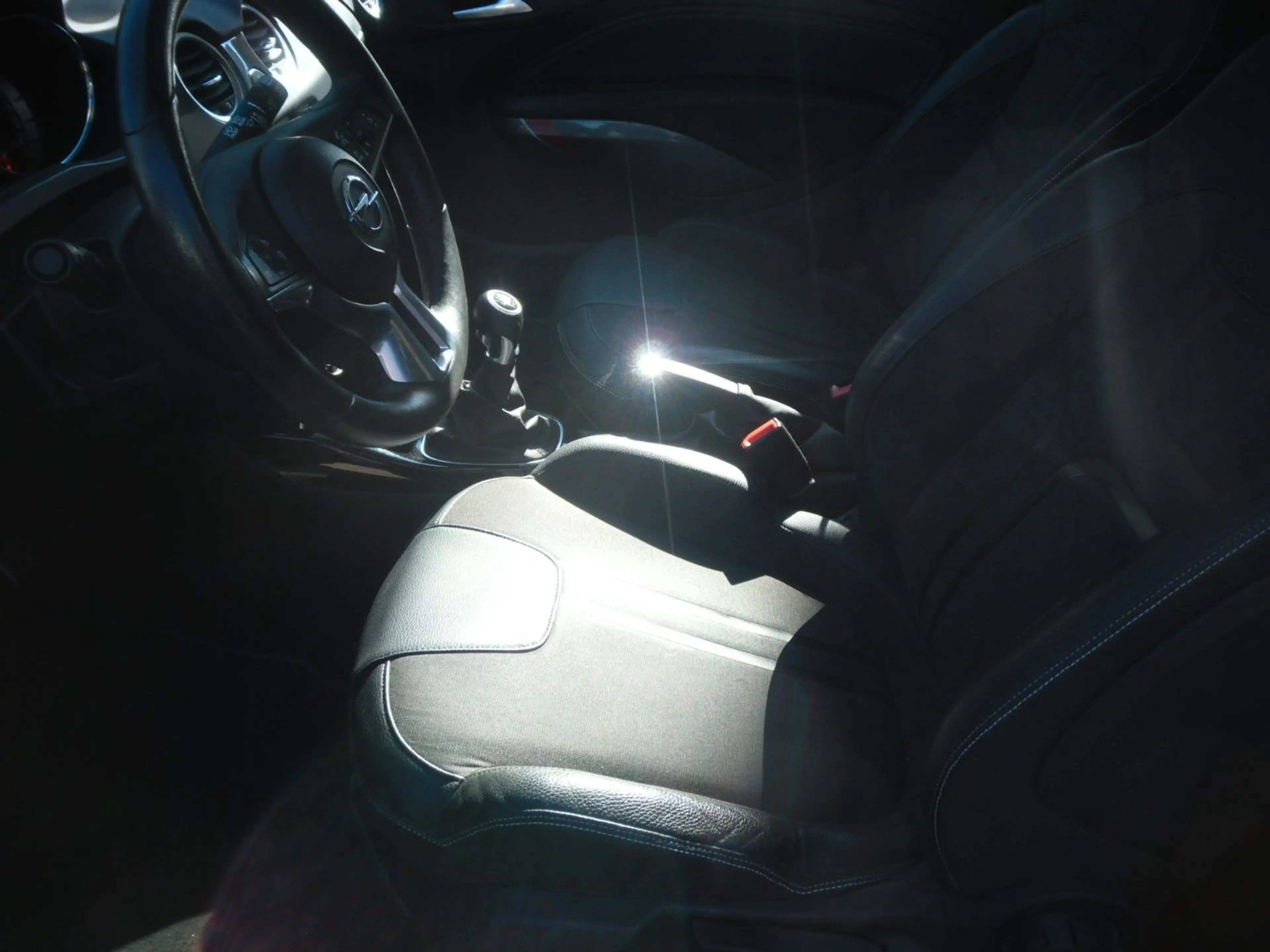 Opel Adam S 1.Hand 70000KM Teilleder 150 PS Top Zusta — photo 8