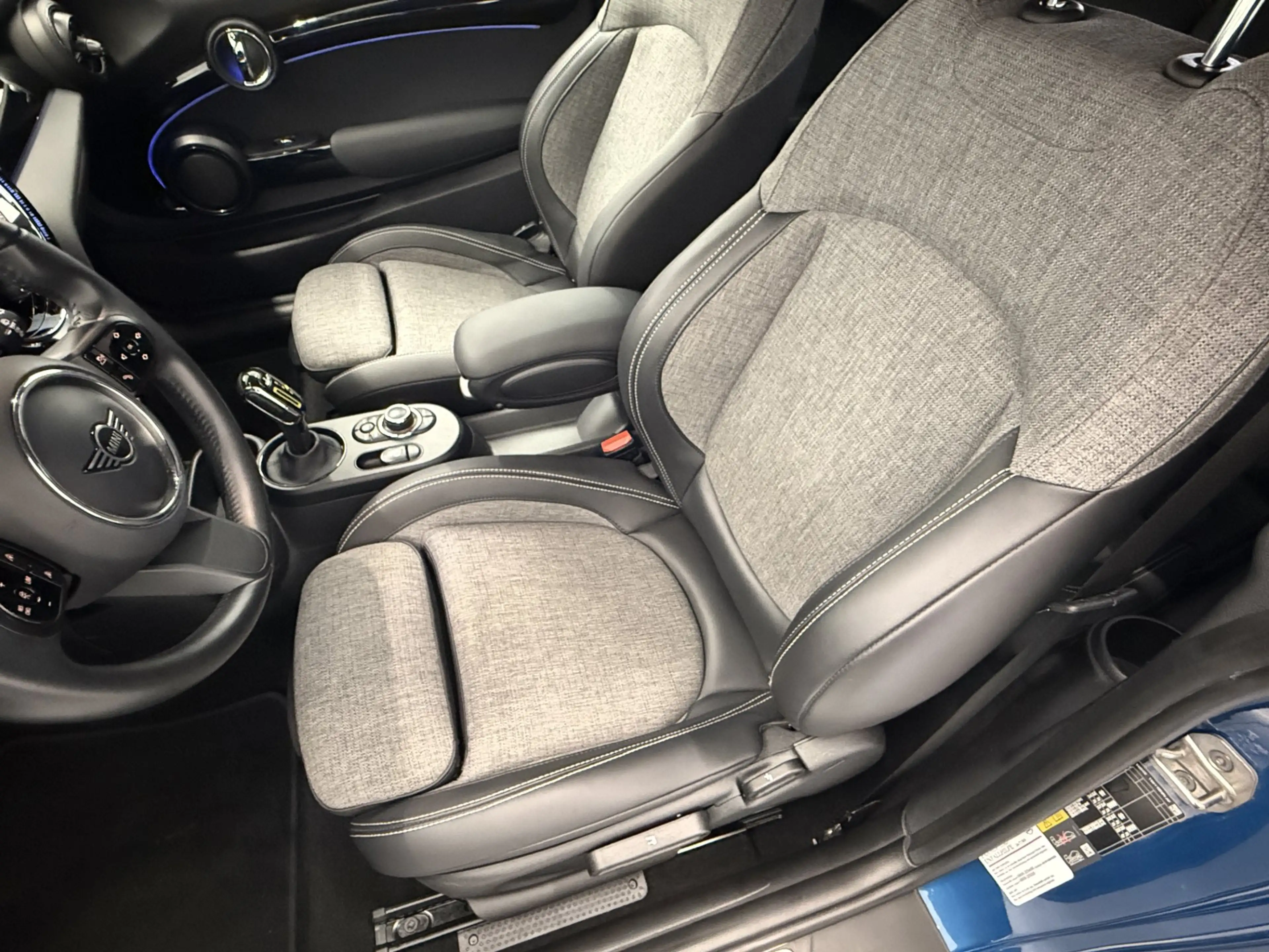 MINI Cooper SE — photo 12