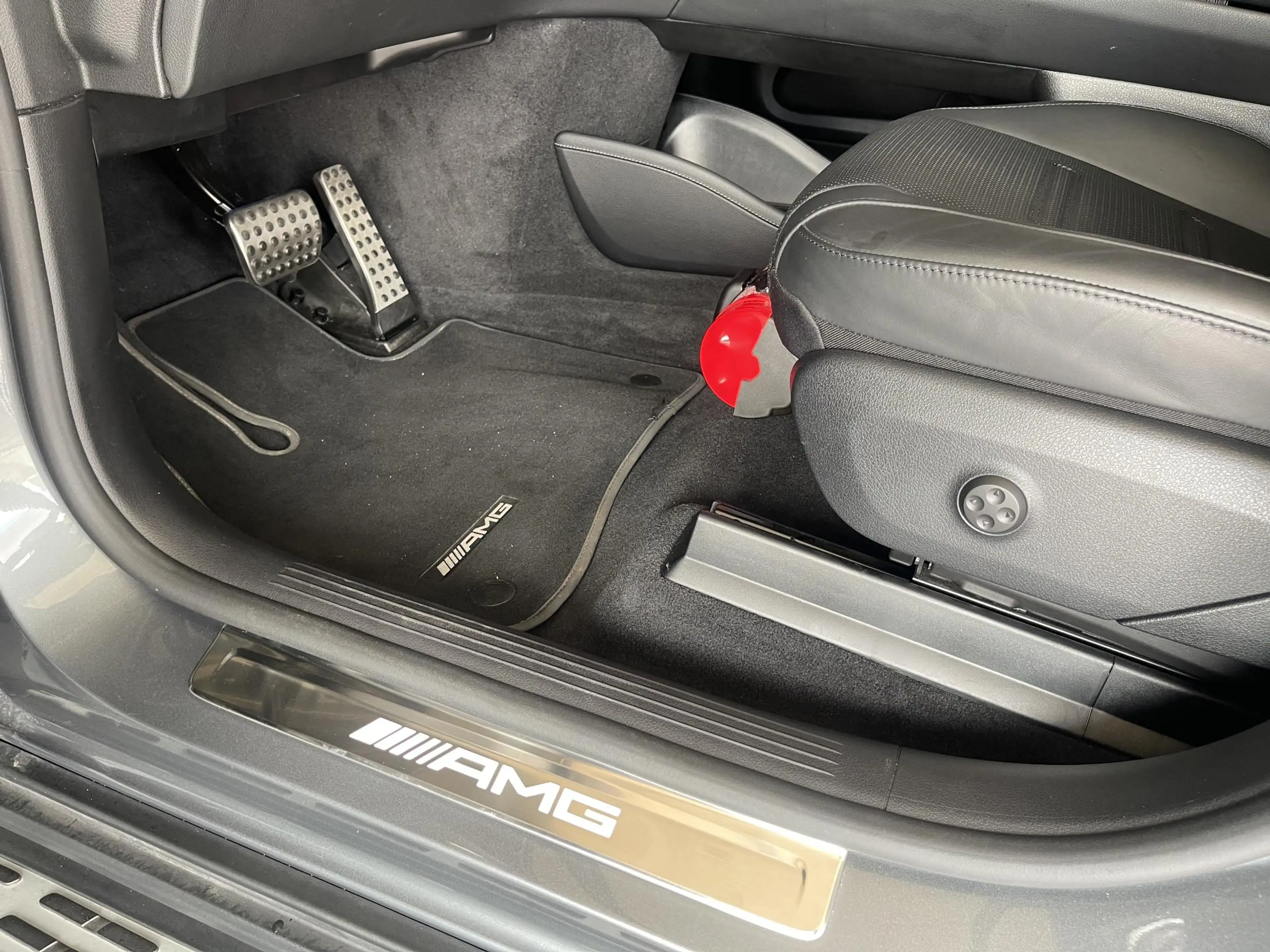 Mercedes-Benz EQE 43 AMG SUV + NAPPA + PANO + BURMESTER + HYPERSCREEN + — photo 12