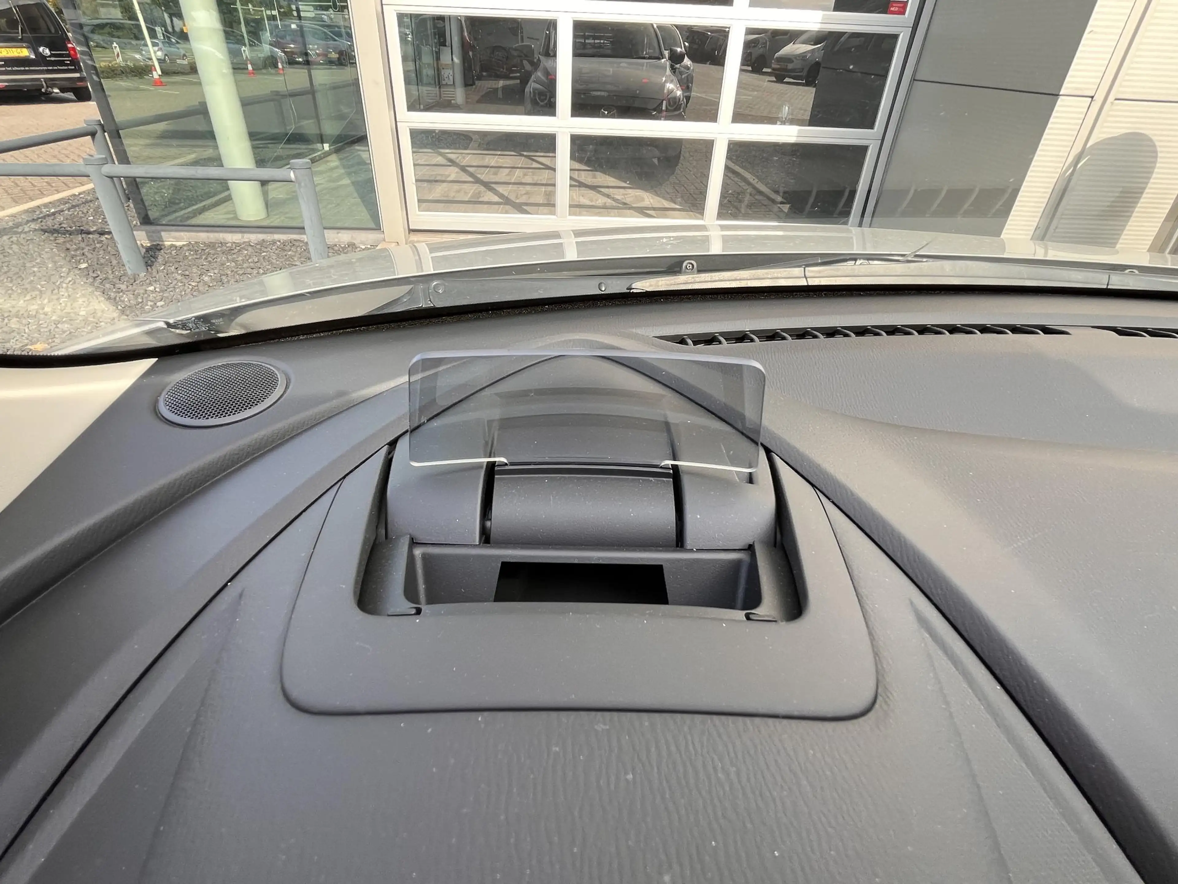 Mazda 2 1.5 e-SkyActiv-G 90 Homura Aka Navigatie | 360 cam — photo 14