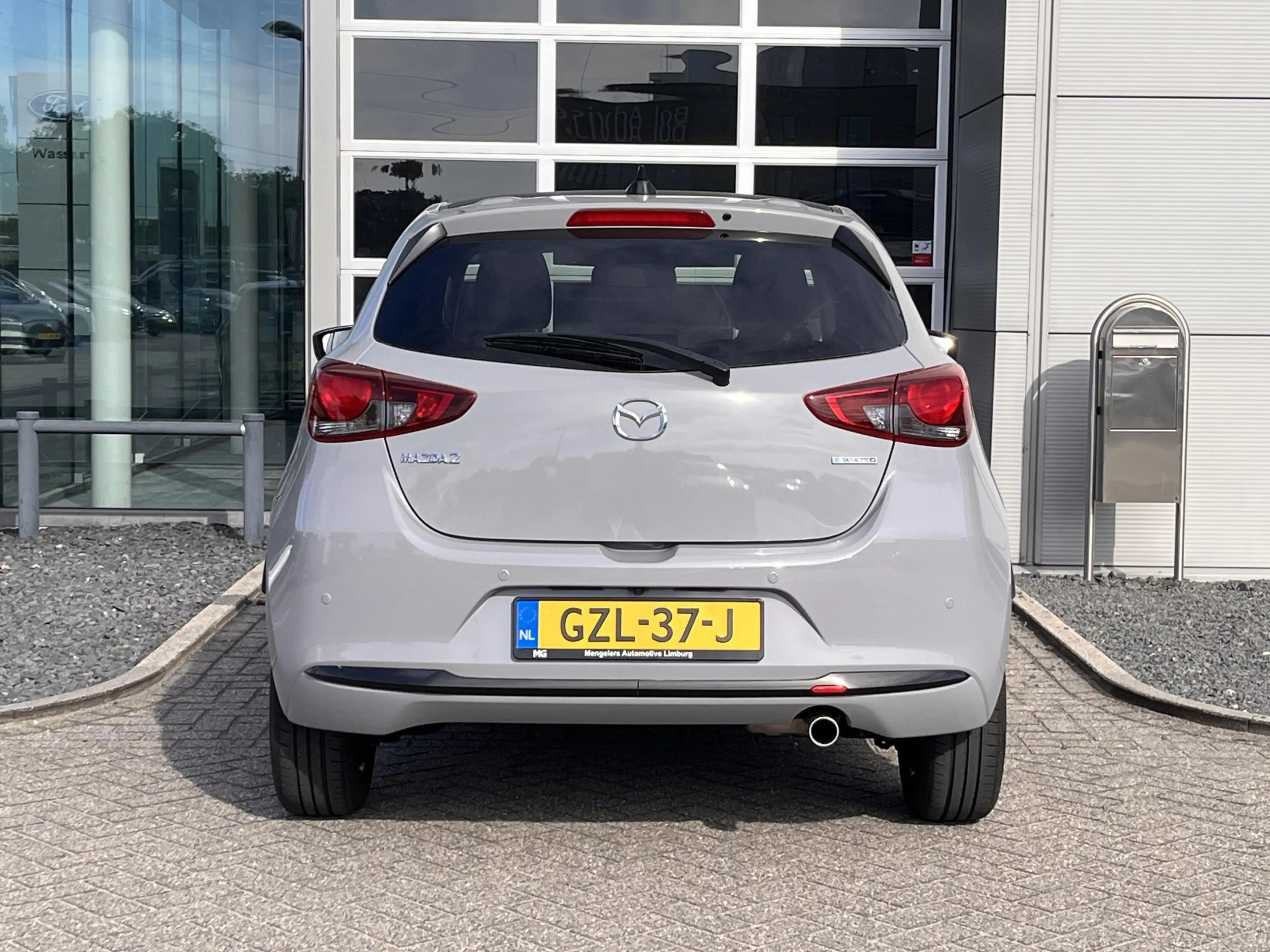 Mazda 2 1.5 e-SkyActiv-G 90 Homura Aka Navigatie | 360 cam — photo 5