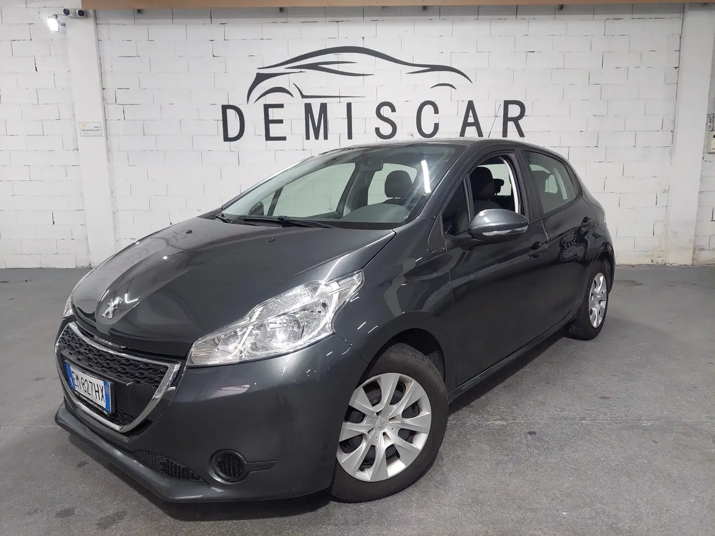 Peugeot 208 208 I 2012 5p 1.2 vti 12v Access Gris - 1