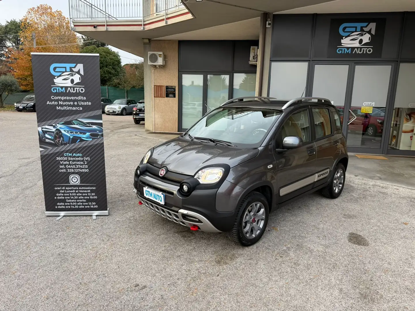 Fiat Panda Cross 4x4 s Gris - 1