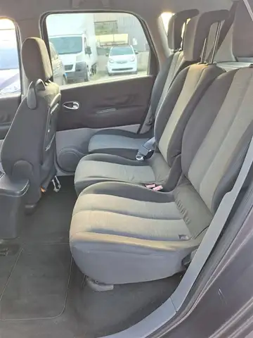 Renault Scenic view 5